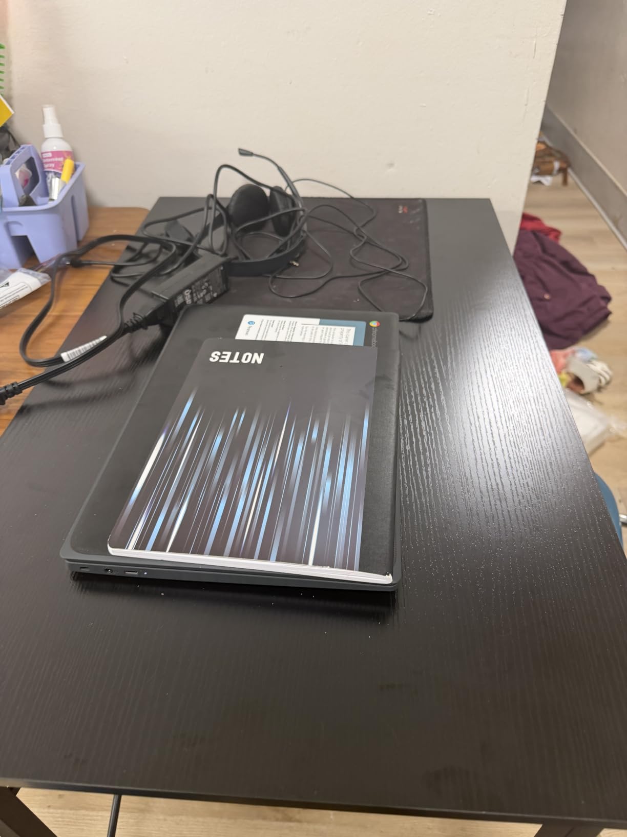 DUMOS 32 Inch Small Computer Desk, Gaming Desks for Home Office Bedroom customer photo 1