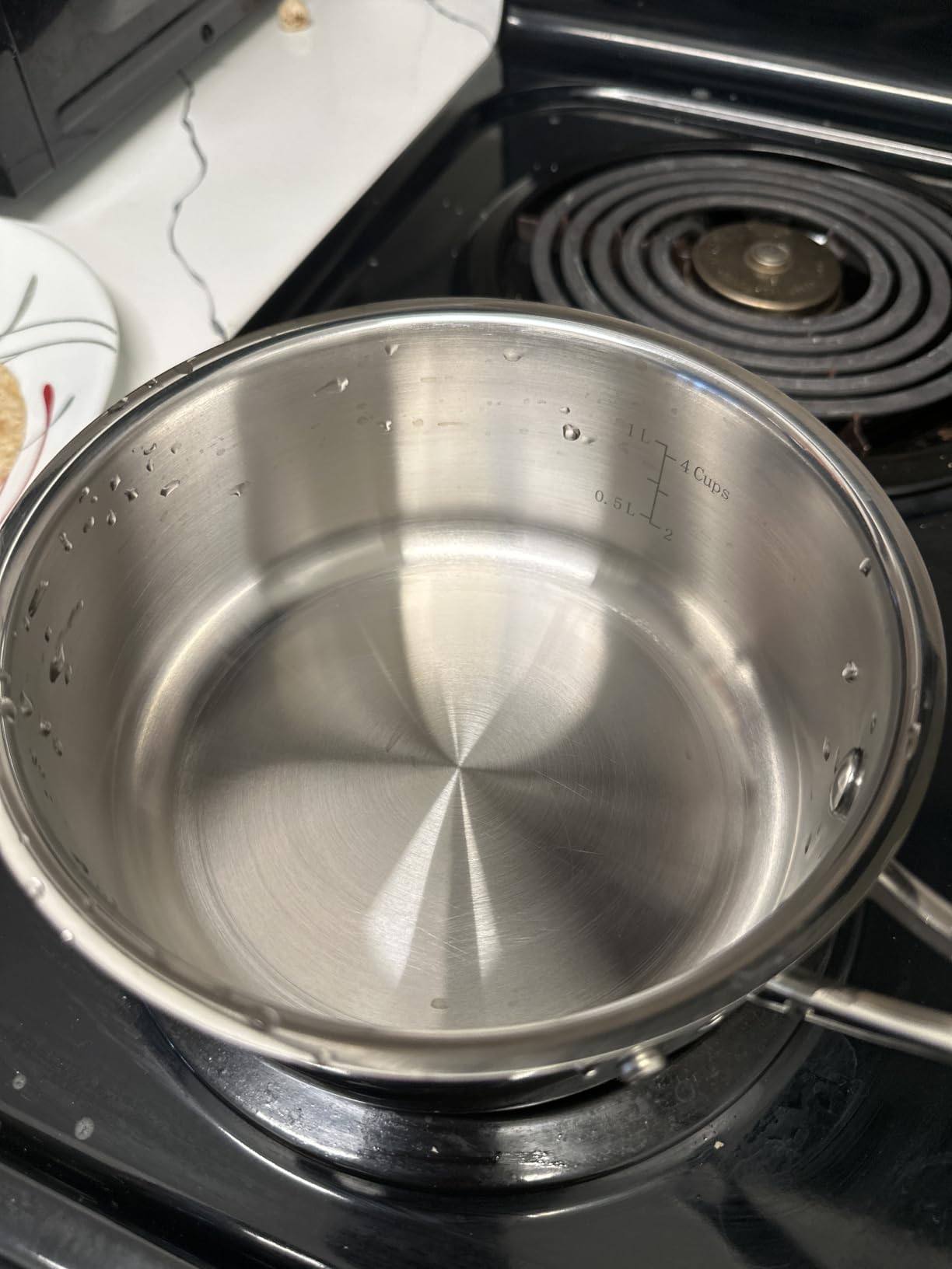Cuisinart 1.5 Quart Sauce Pan with Cover, Stainless Steel Pot with Lid, Small Kitchen Pots, Dishwasher Safe, Compatible with Induction, Electric, Gas Cooktops, Oven Safe Saucepan, Cool Grip Handles customer photo 2