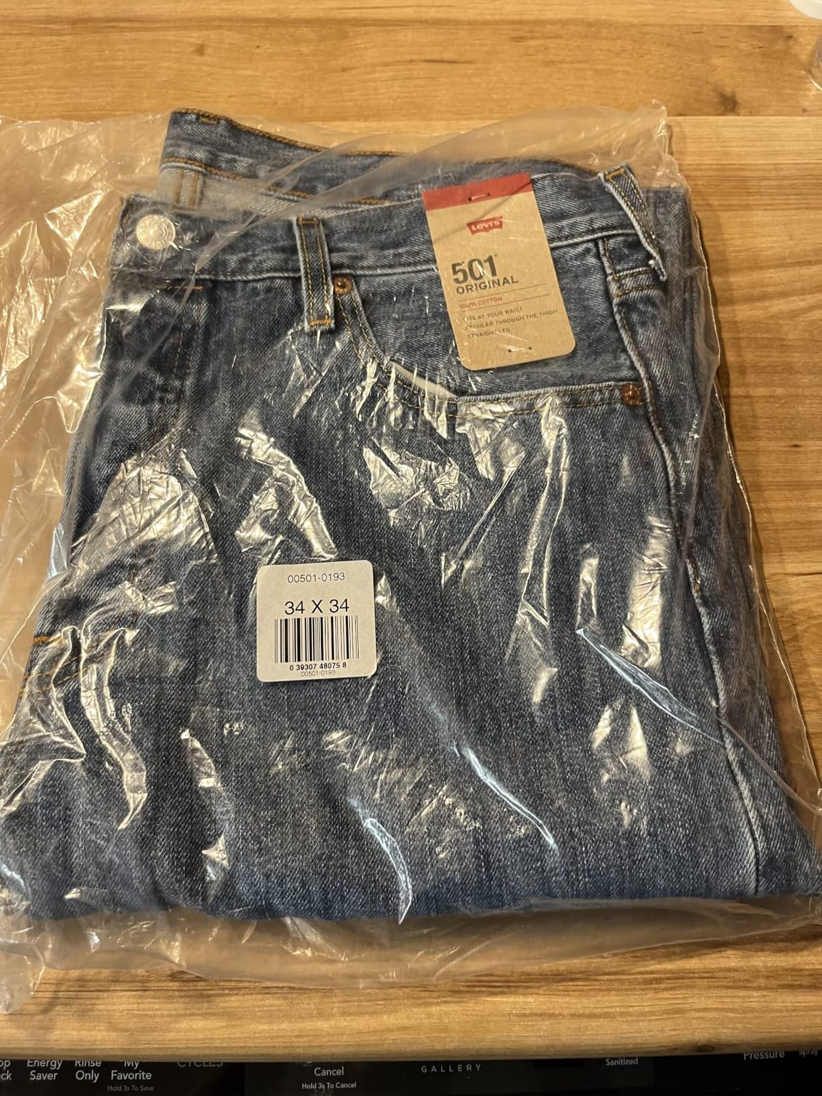 Levi's 501 Original Fit customer photo 2