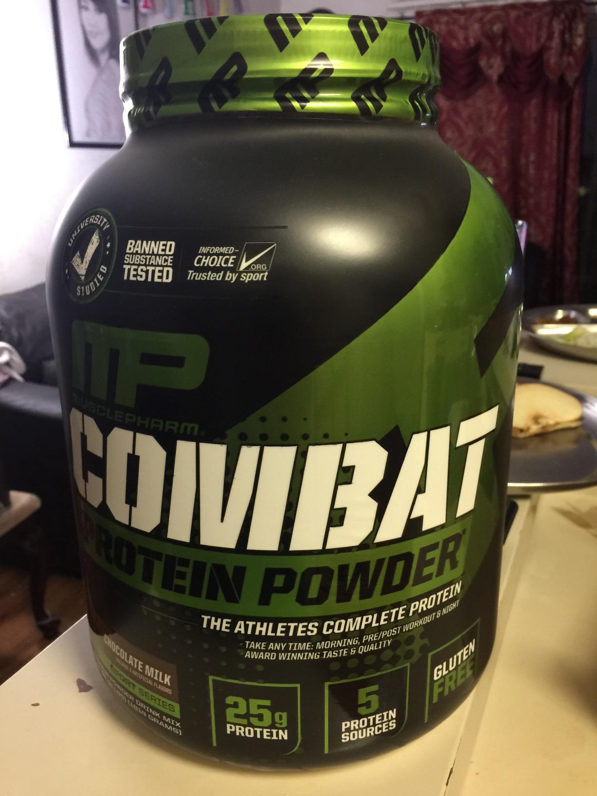 MusclePharm Combat Protein Powder, Chocolate Milk Flavor, Fuels Muscles for Productive Workouts, 5 Protein Sources including Whey Protein Isolate & Egg Albumin, Gluten Free, 4.2 lb, 52 Servings customer photo 1
