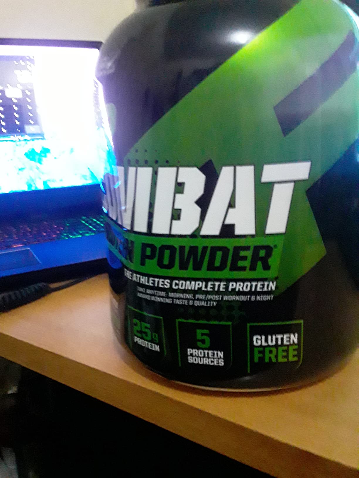 MusclePharm Combat Protein Powder, Chocolate Milk Flavor, Fuels Muscles for Productive Workouts, 5 Protein Sources including Whey Protein Isolate & Egg Albumin, Gluten Free, 4.2 lb, 52 Servings customer photo 2