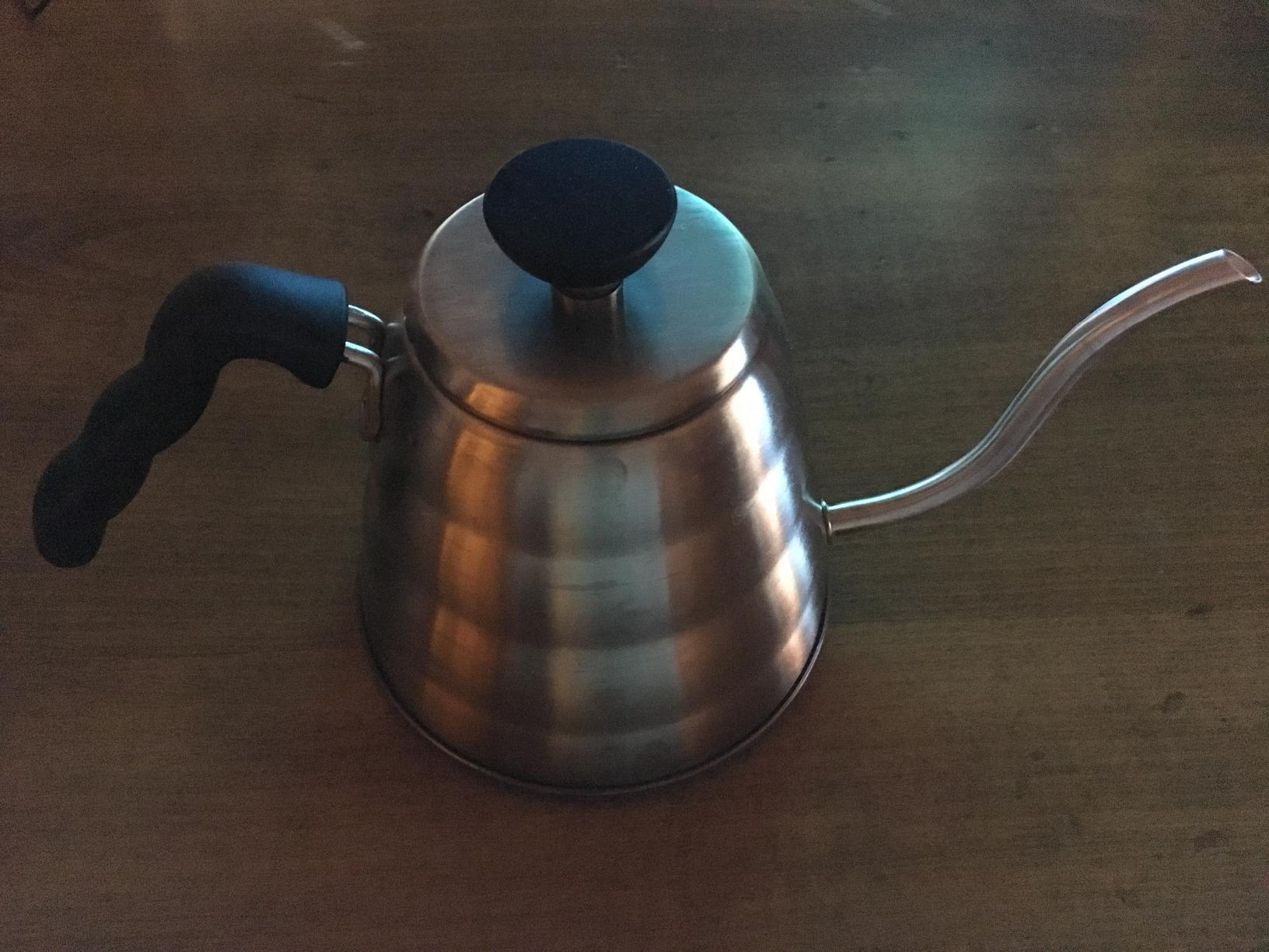 HARIO V60 Buono Stovetop Gooseneck Kettle, 1L Silver customer photo 2