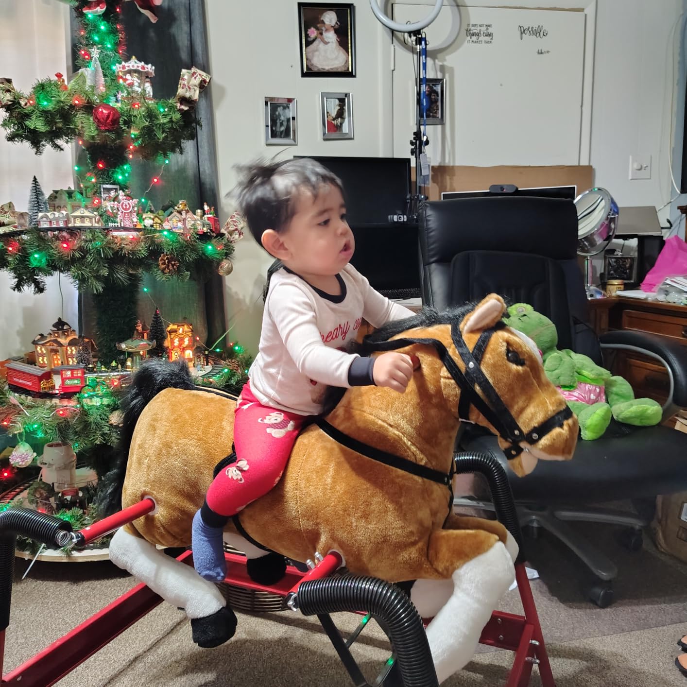 Qaba Spring Rocking Horse Durable Plush for Toddlers with Realistic Sounds customer photo 1