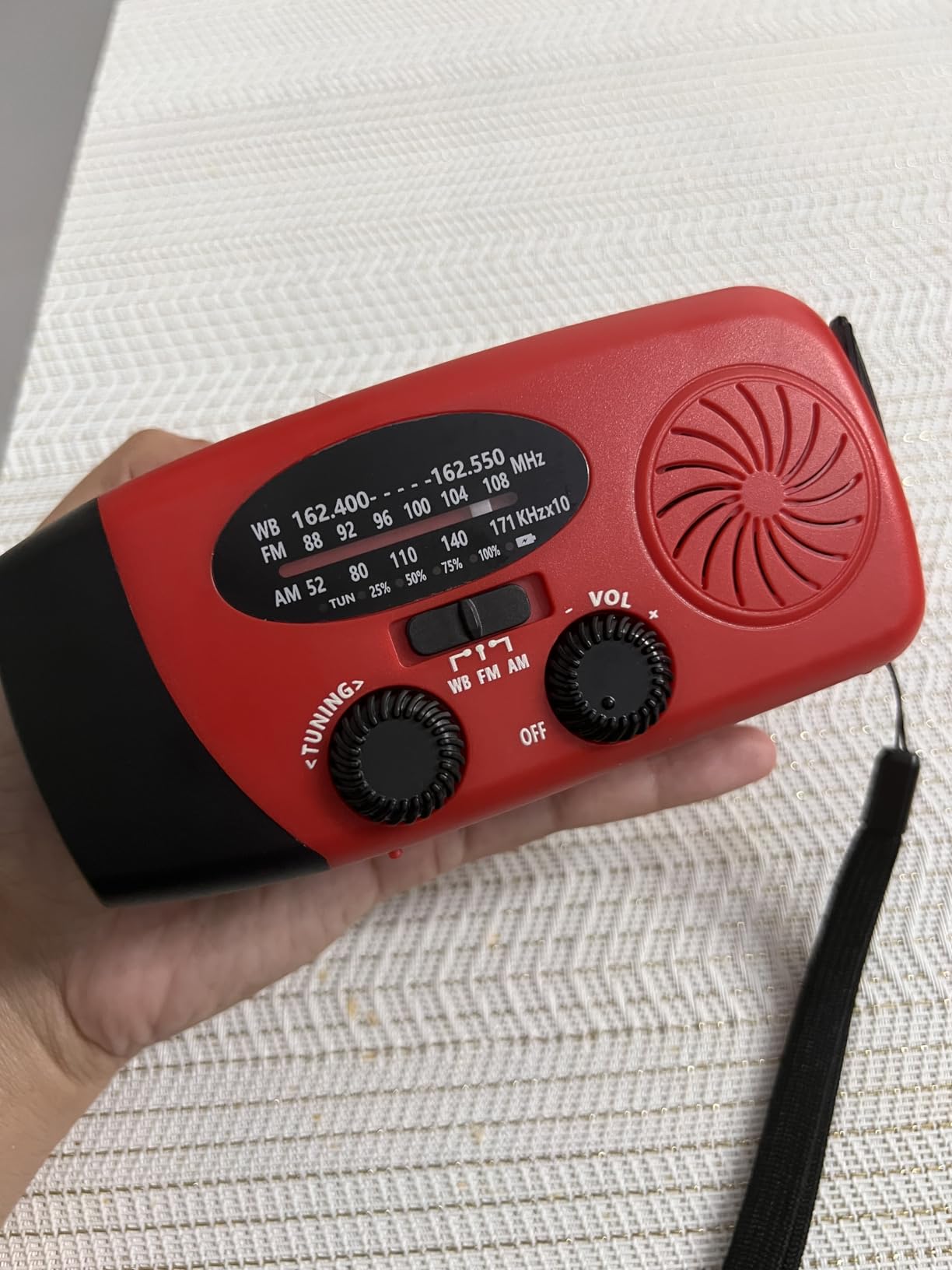 iRonsnow Solar Emergency Hand Crank Weather Radio, 2000mAh NOAA AM/FM customer photo 1