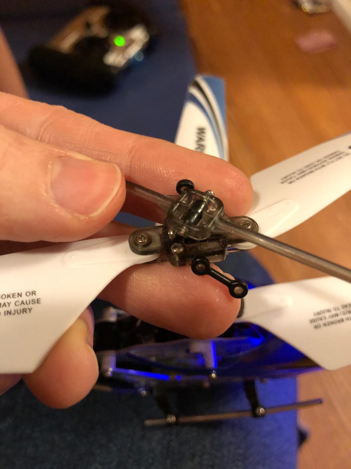 Cheerwing S107/S107G Phantom 3CH 3.5 Channel Mini RC Helicopter with Gyro Blue customer photo 2