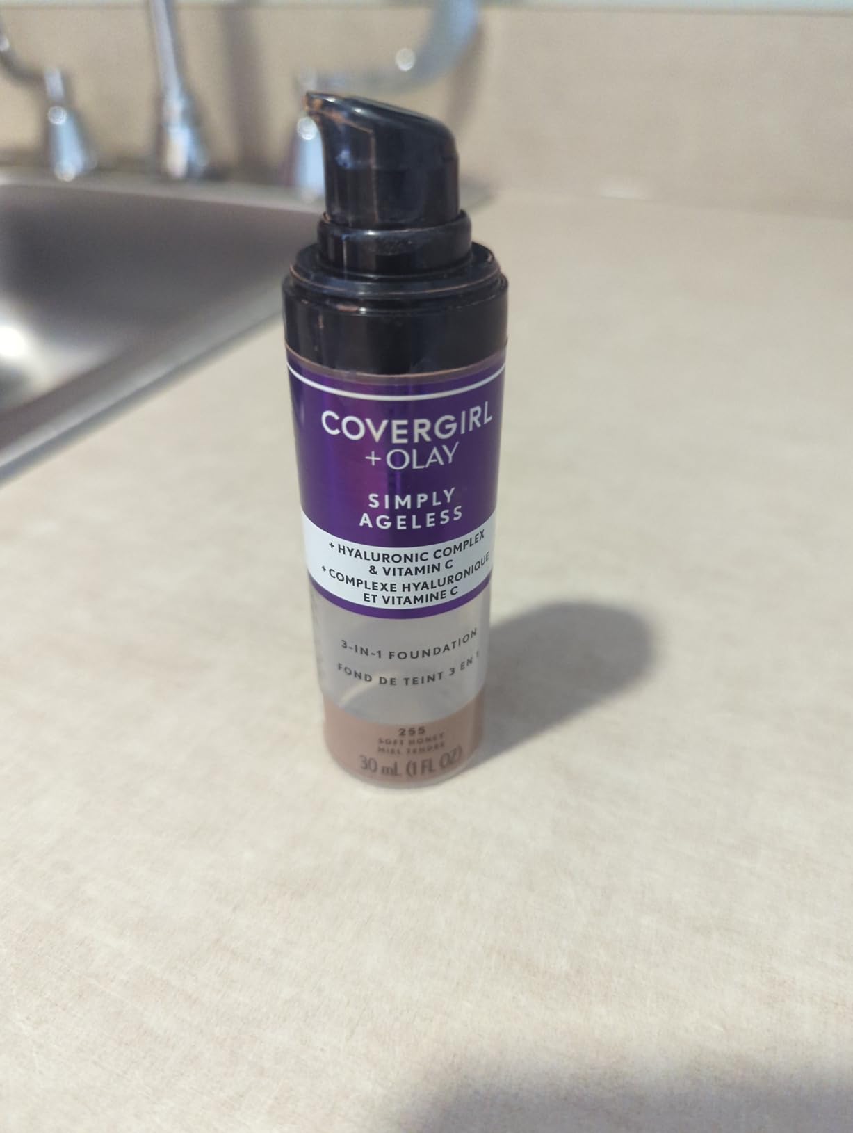 COVERGIRL Simply Ageless 3-in-1 Foundation - 210 Classic Ivory customer photo 2