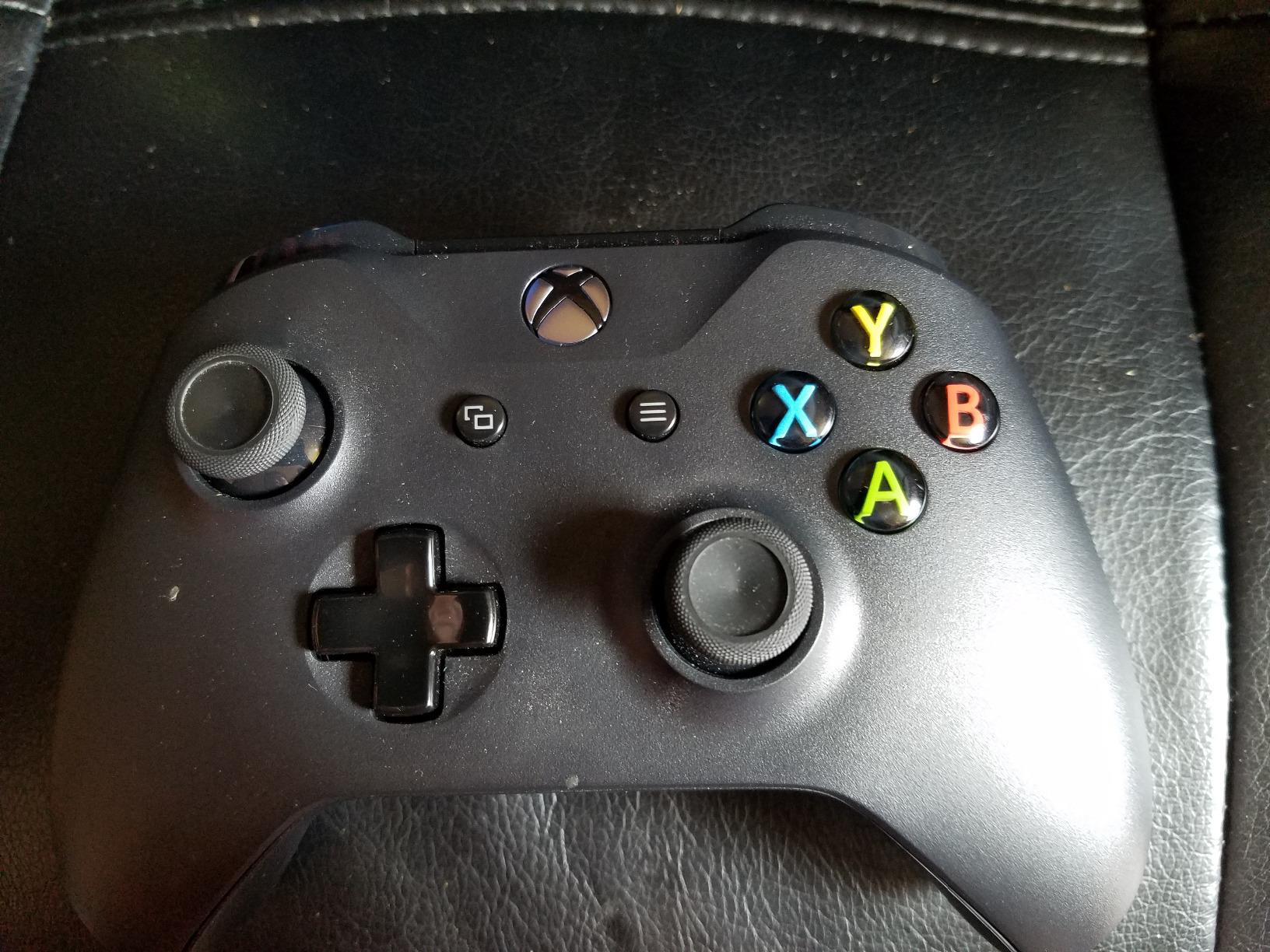 Xbox Wireless Controller customer photo 2