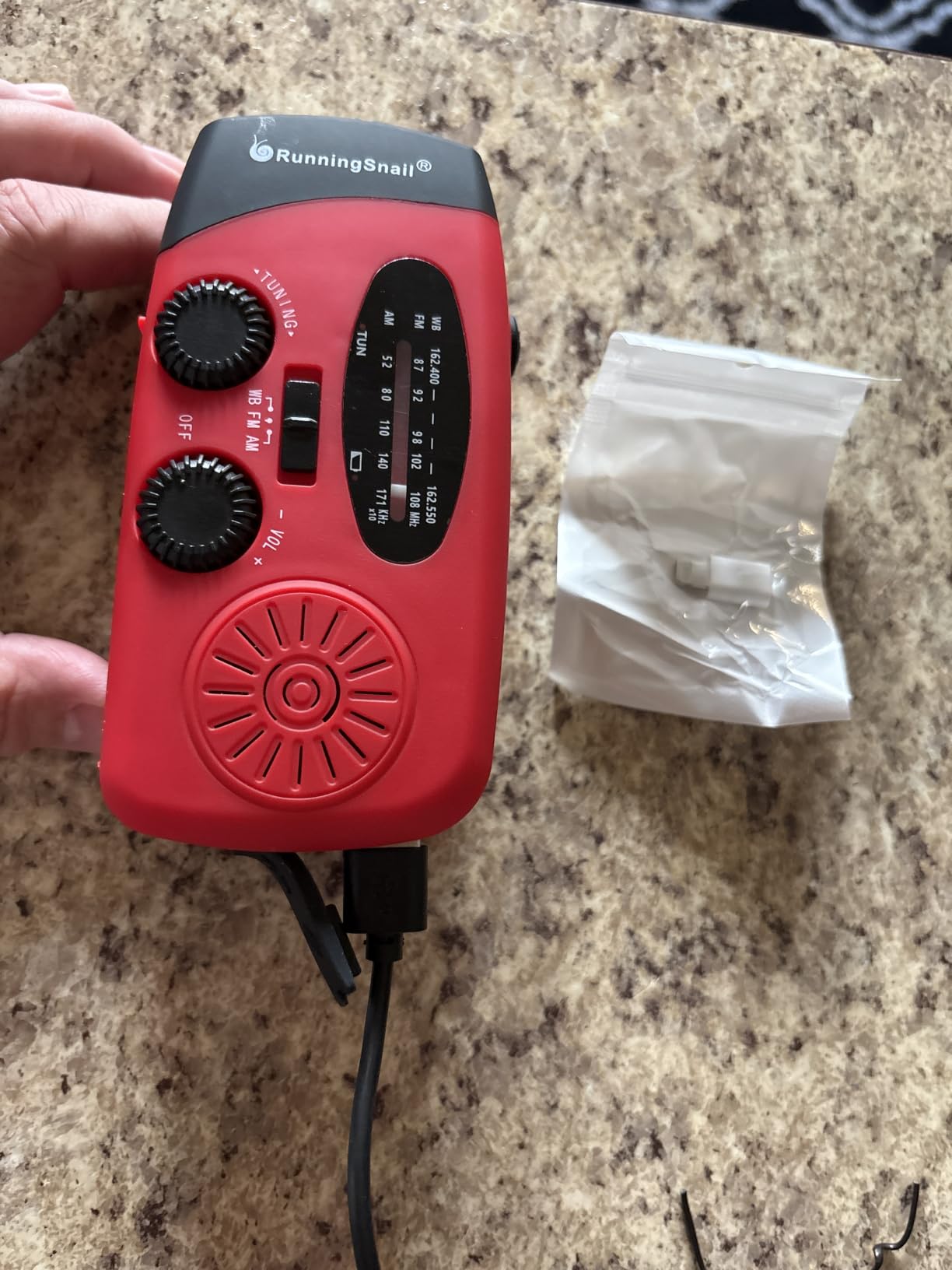 RunningSnail Hand Crank Radio with Flashlight, NOAA/AM/FM Emergency Radio customer photo 2
