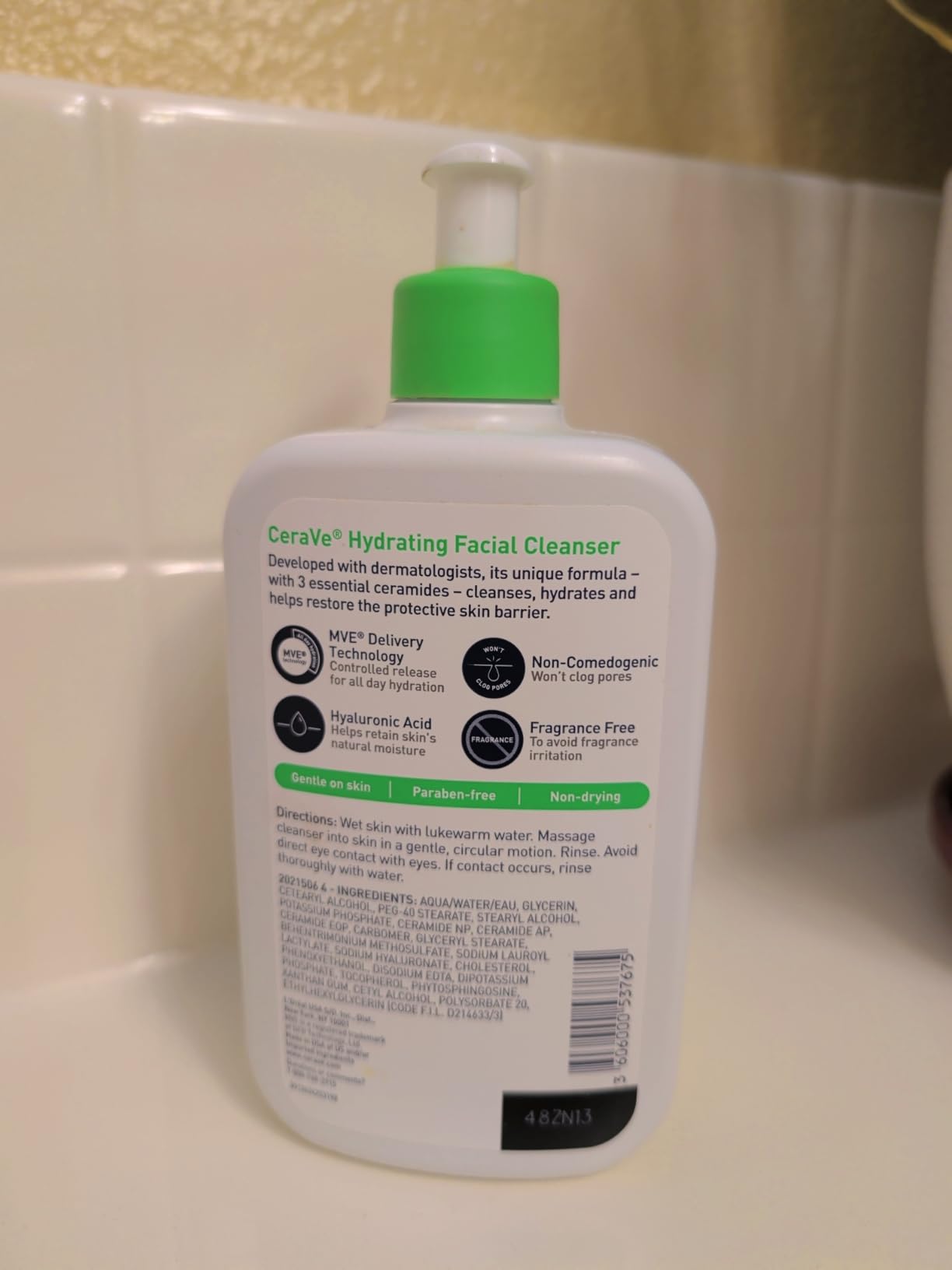 CeraVe Hydrating Cleanser with Hyaluronic Acid, Face Wash for Dry Skin,16oz customer photo 2