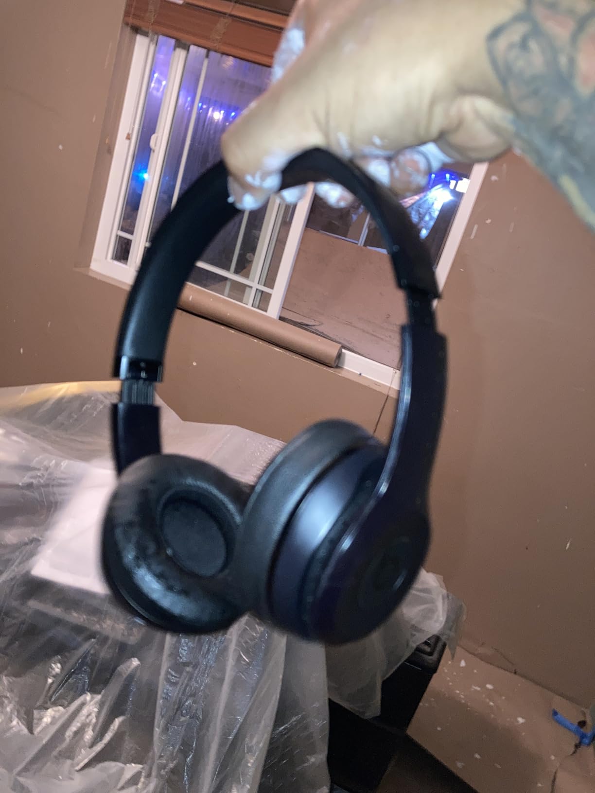 Beats Solo 3 Renewed customer photo 1