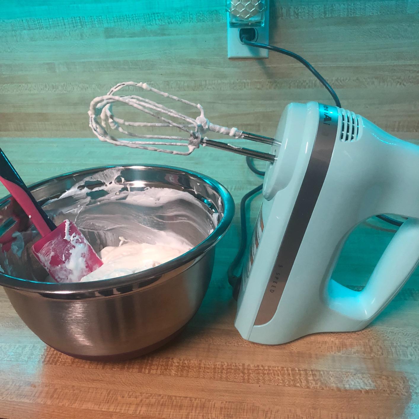 KitchenAid 5 Ultra Power Speed Hand Mixer, KHM512, Black Matte customer photo 1