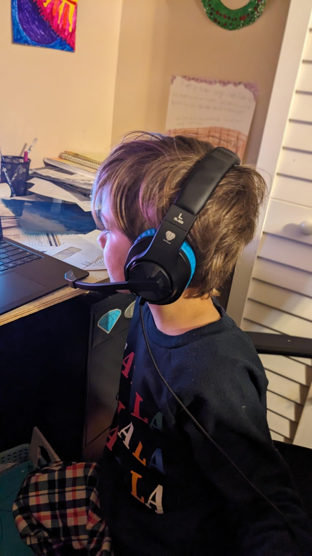 BlueFire Kids Headphones for Online School, Children, Teens, Boys, Girls, 3.5mm Stereo Over-Ear Gaming Headphone with Microphone and Volume Control for PS4, PS5, New Xbox One(Blue) customer photo 1