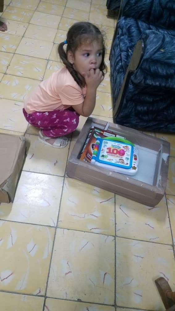 LeapFrog Learning Friends Book customer photo 2