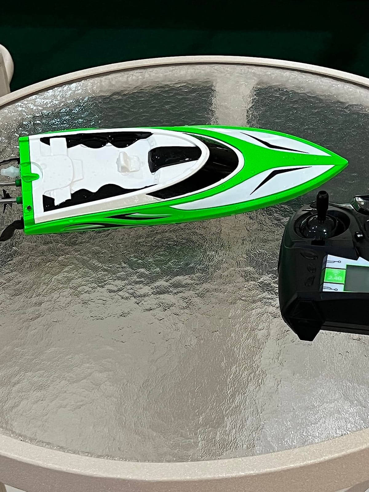 Force1 Velocity Green Fast RC Boat- Remote Control Boats for Adults and Kids, Underwater Speed Racing Mini RC Toy for Pools and Lakes, 2.4GHZ Transmitter, 2 Rechargeable Batteries, Low Battery Alert customer photo 2