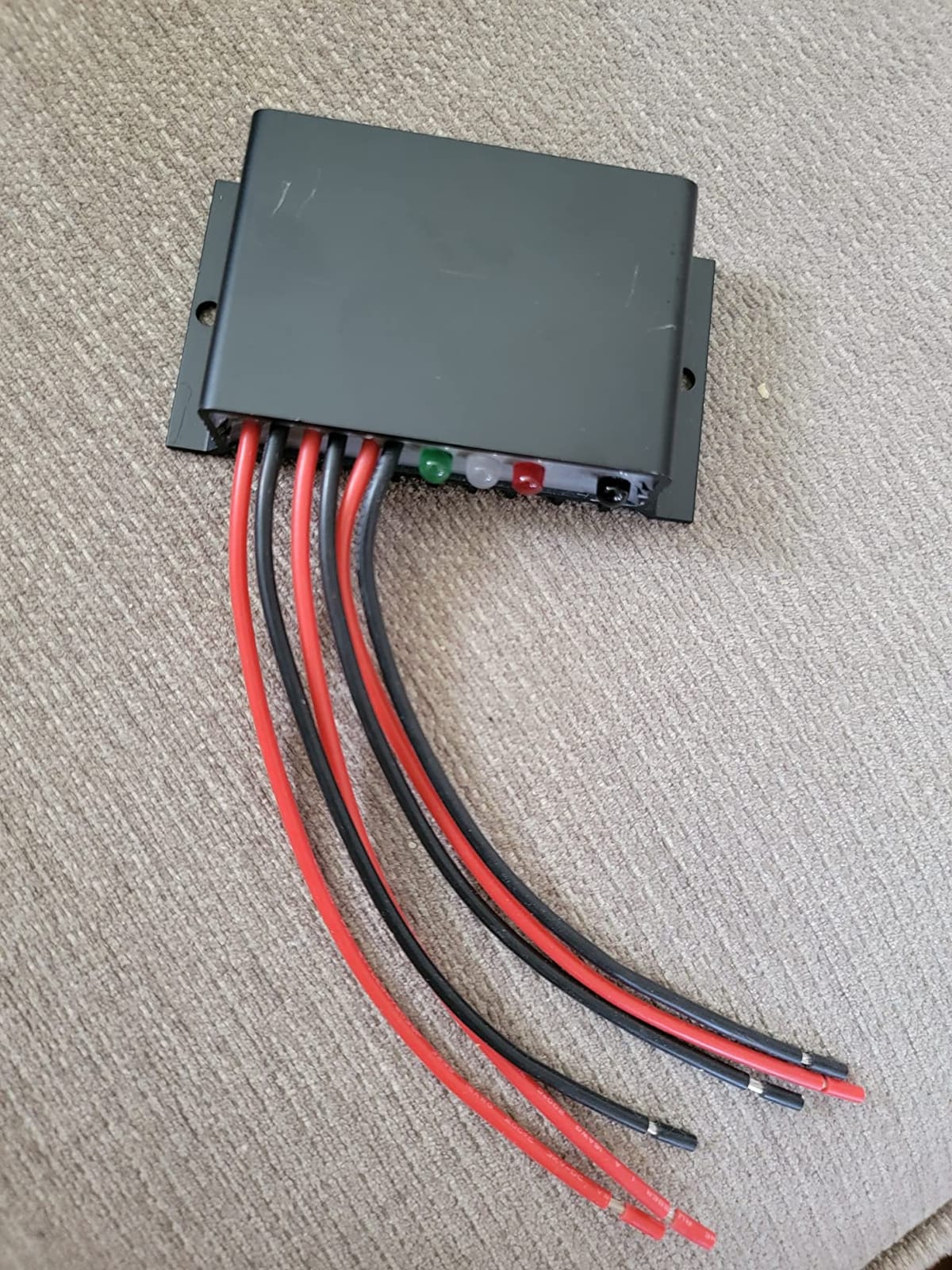 20A 12V 24V Auto IP68 Waterproof PWM Solar Charge Controller Solar Panel Battery Intelligent Regulator for Solar System Caravan Boat(24 Hours Working Mode) customer photo 2