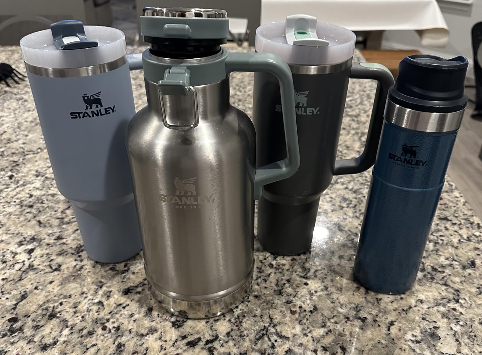 Easy-Pour Growler 64oz customer photo 1