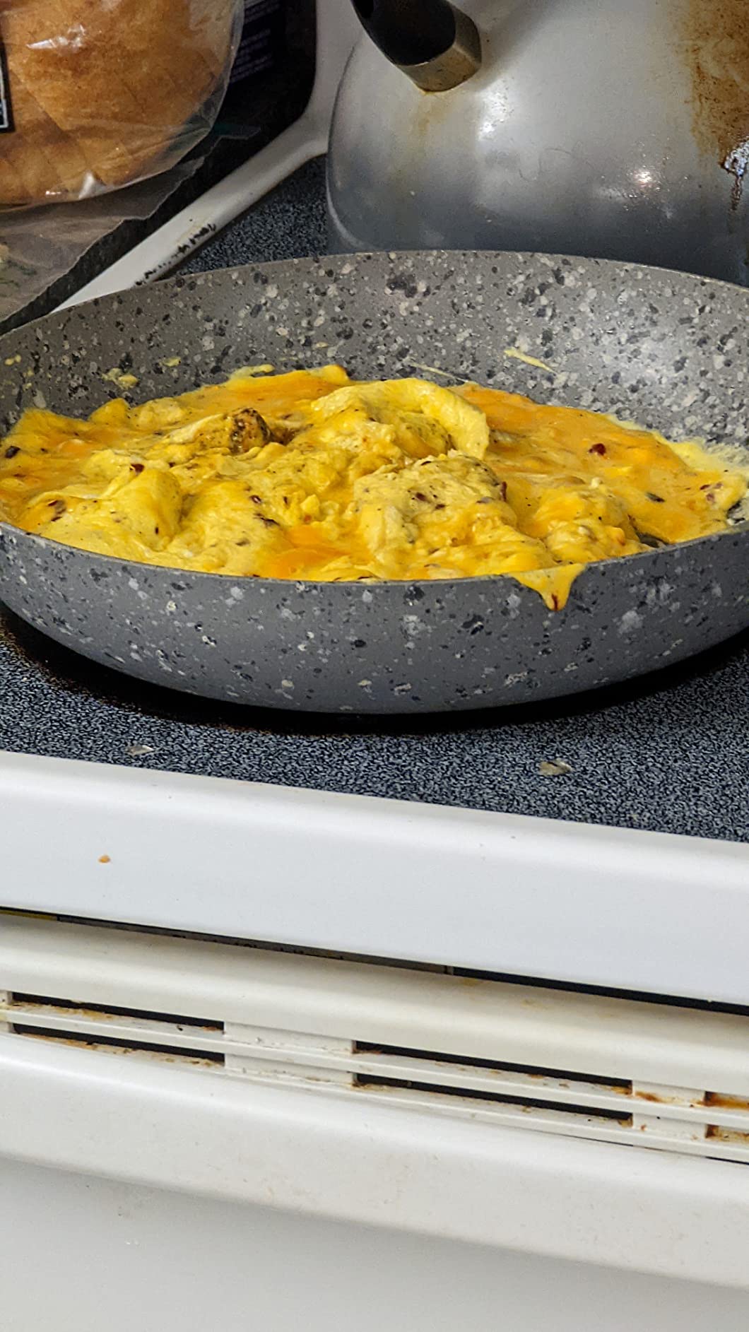 MICHELANGELO 8 Inch Nonstick Granite Frying Pan with Lid customer photo 2