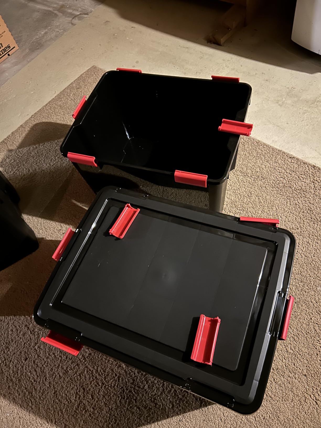 IRIS USA 4-Pack 74 Qt Storage Bins with Gasket Lids, Black/Red customer photo 2
