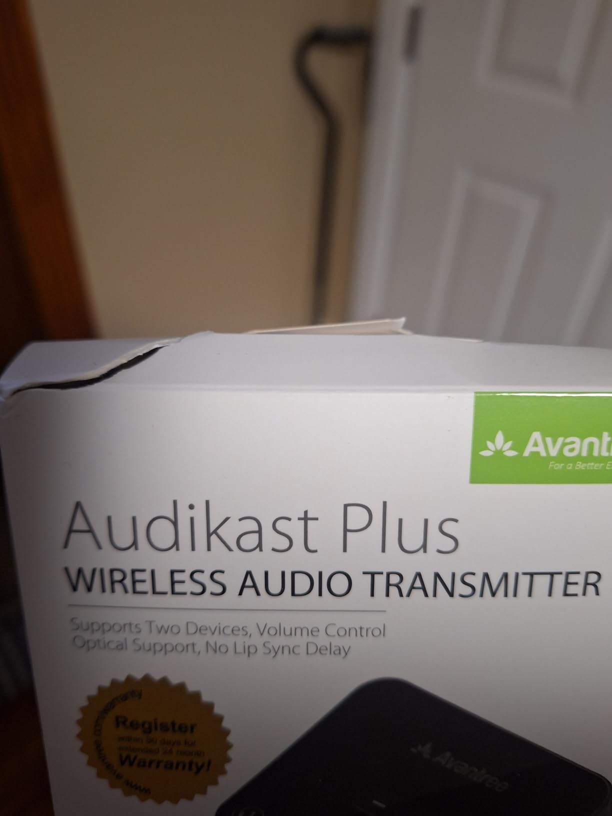 Avantree Audikast Plus - Bluetooth 5.3 TV Transmitter, Dual Link, 100ft customer photo 1
