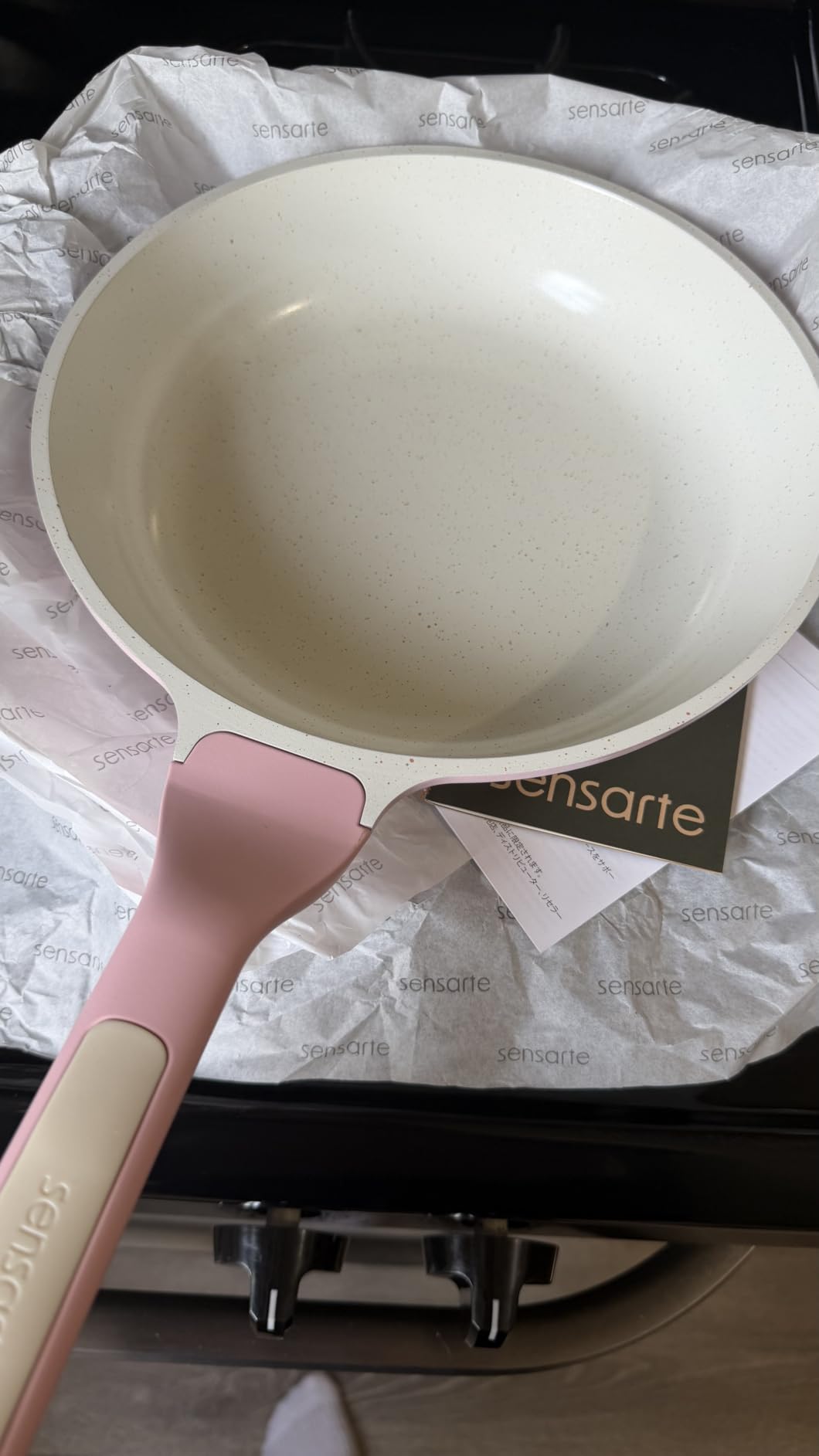 SENSARTE Nonstick Frying Pan Skillet, 9.5 Inch Swiss Granite Omelette Pan customer photo 1