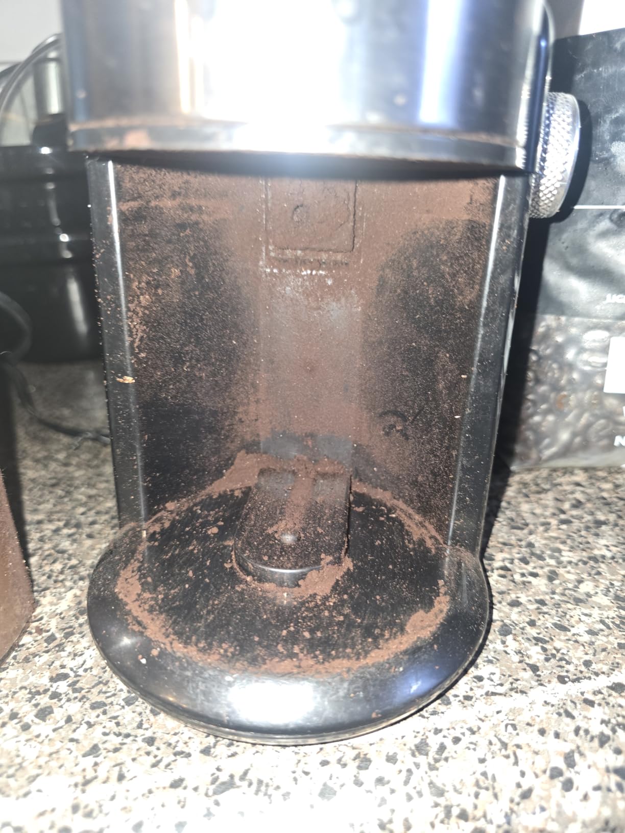SHARDOR Electric Burr Coffee Grinder 2.0, Automatic Coffee Bean Grinder for Home Use, Adjustable Burr Mill with 16 Precise Settings for Espresso & French Press, Glossy Black customer photo 2