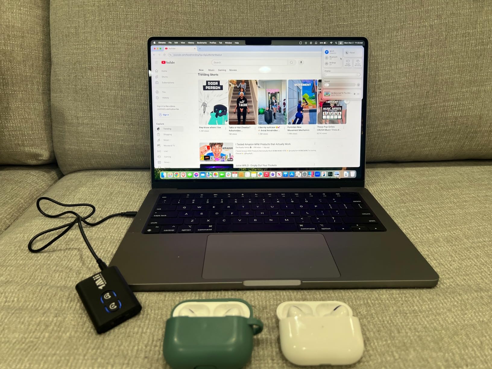 1Mii Bluetooth 5.3 Transmitter Receiver for TV, Airplane to 2 Headphones customer photo 1