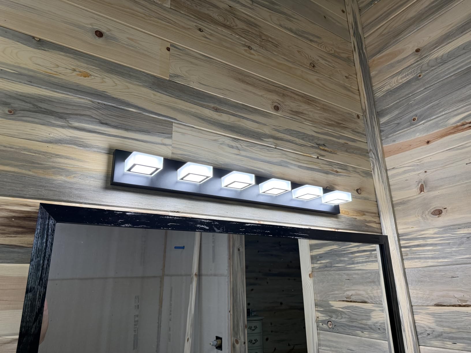 Ralbay LED Black 4 Lights Acrylic Lighting Fixtures Modern Matte Black Bathroom Vanity Lights customer photo 2