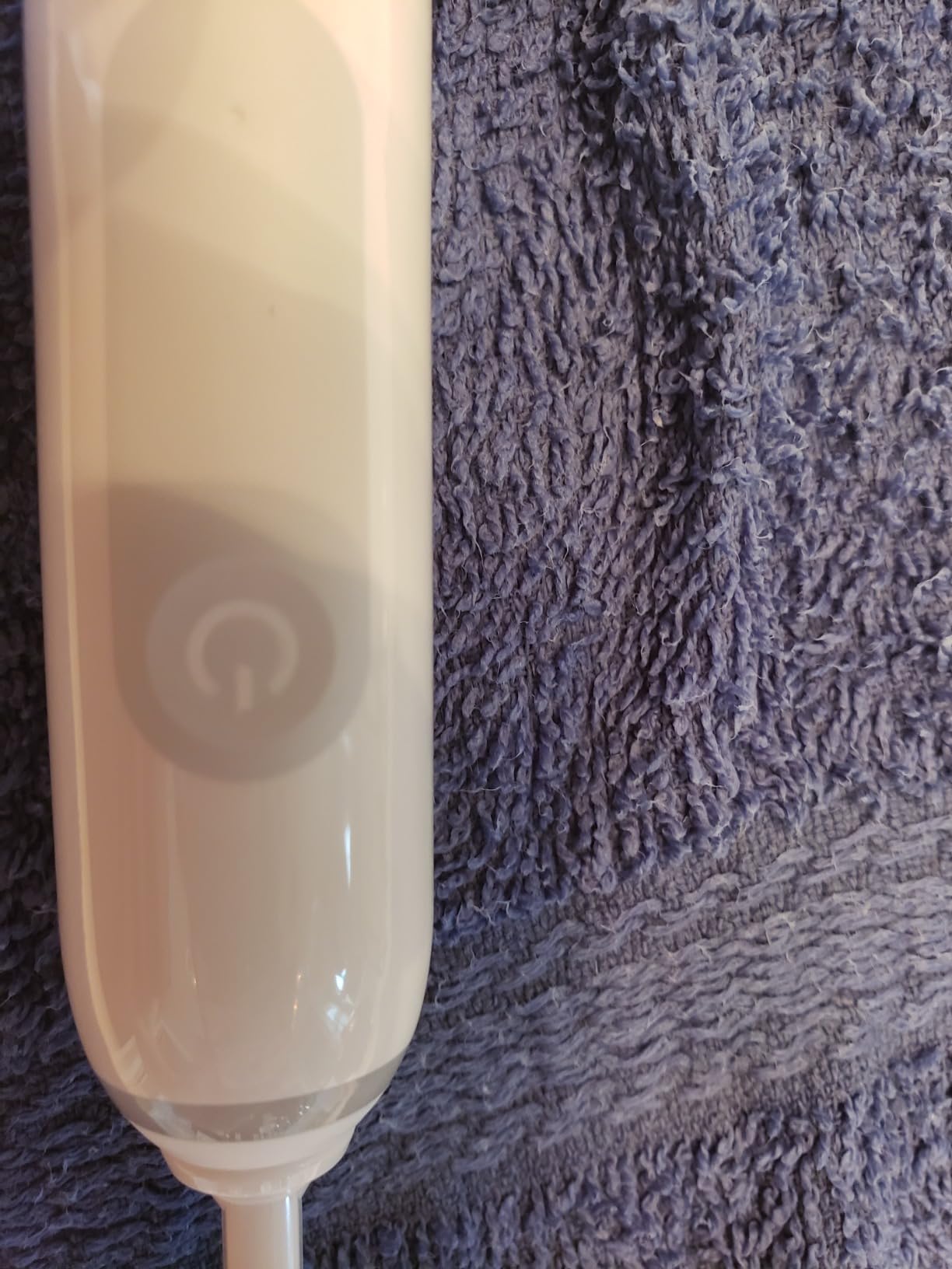 Oral-B Smart 1500 Electric Power Rechargeable Battery Toothbrush, Black customer photo 2