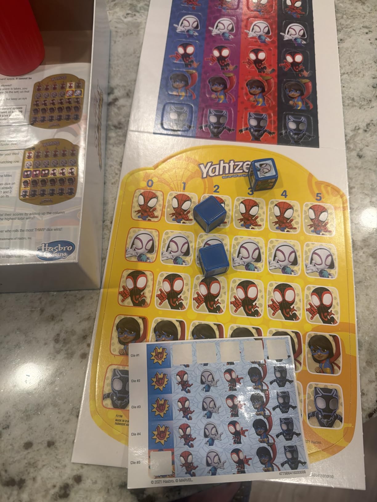 Hasbro Gaming Spidey and His Amazing Friends Yahtzee Jr.Marvel Edition Board Game for Kids, Ages 4 and Up (Amazon Exclusive) customer photo 2