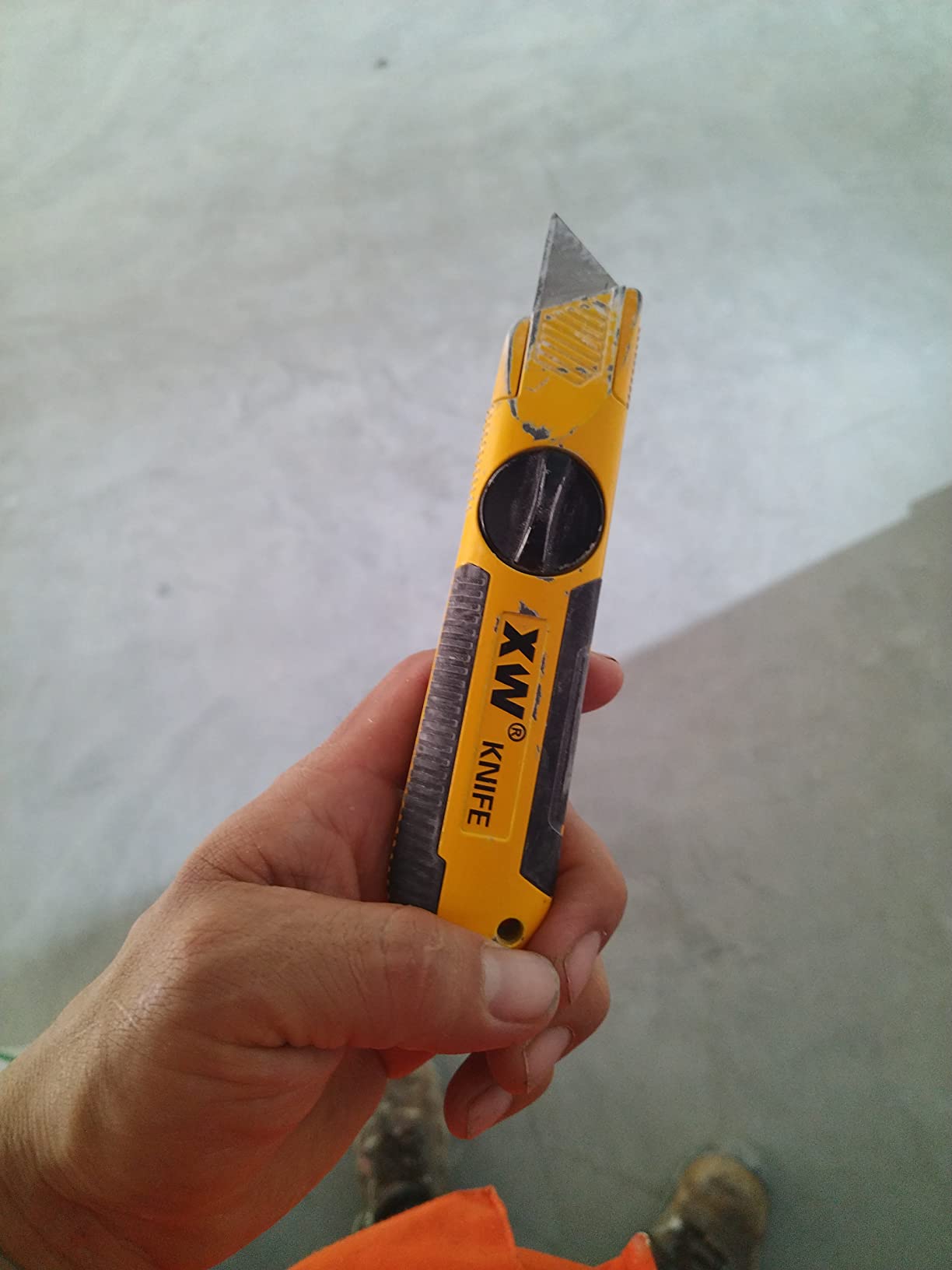 XW Fixed-Blade Utility Knife, Non-Retractable Heavy Duty Drywall Cutter, Extra 10 Blades Included,2-Pack customer photo 1