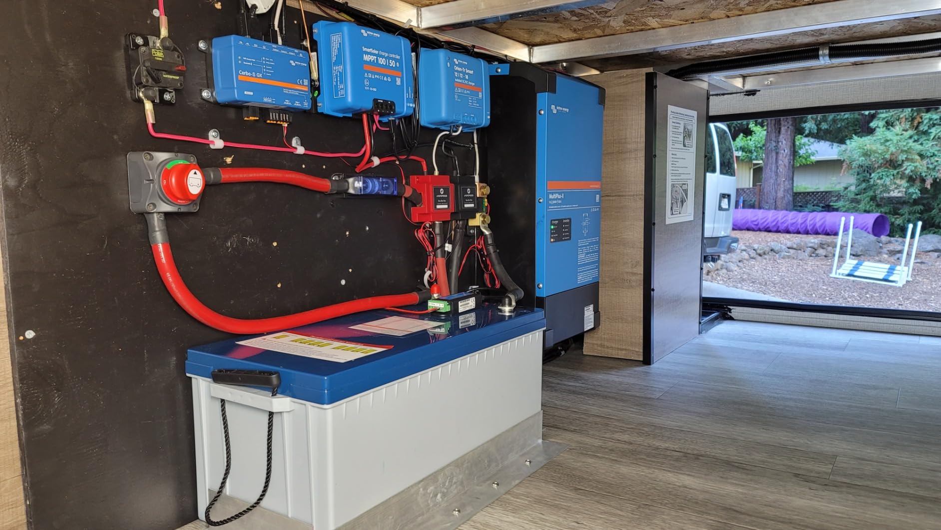 Victron Energy MultiPlus-II Inverter/Charger 2x120V 3000VA 12V 120A customer photo 1