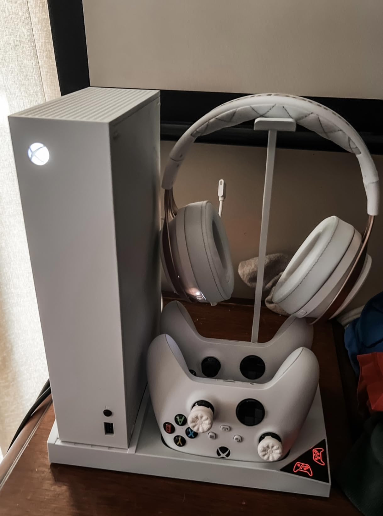 MENEEA Series S Stand customer photo 1