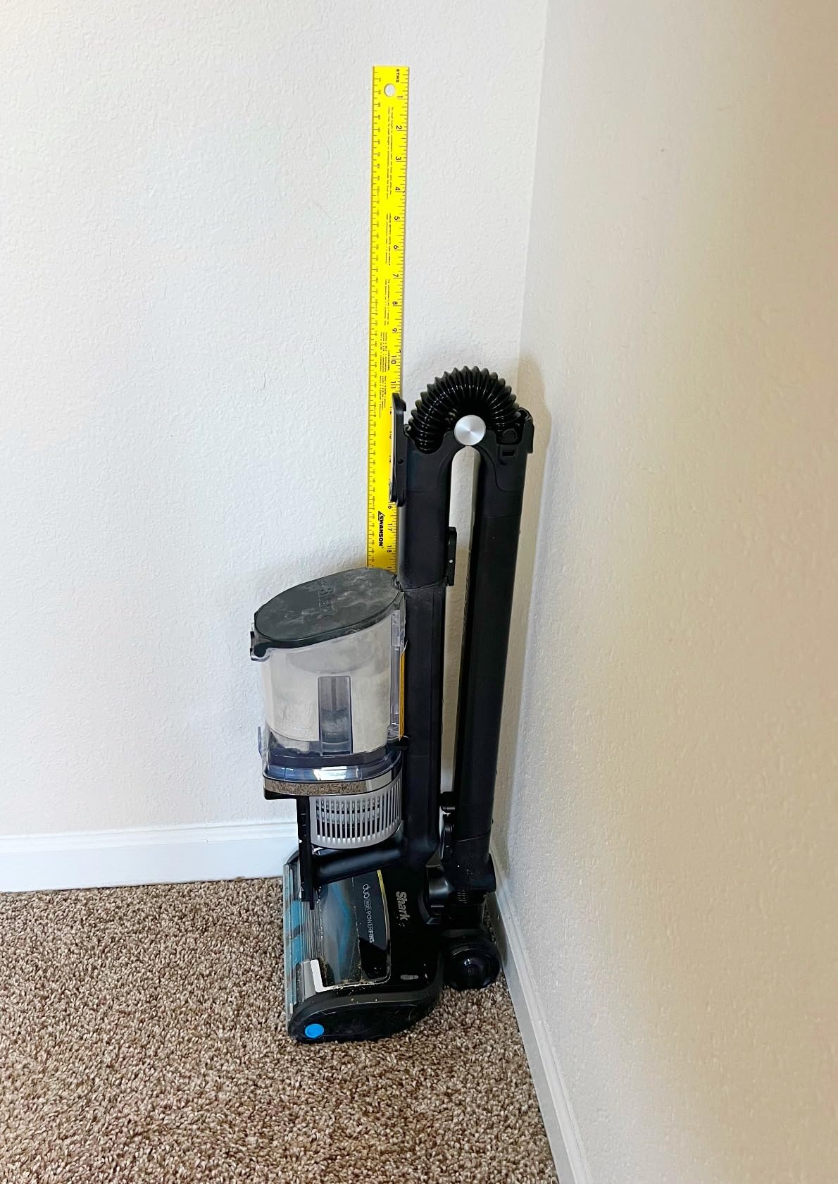 Shark Vertex Pro Cordless Stick Vaccum, Black/Silver, IZ682H customer photo 2
