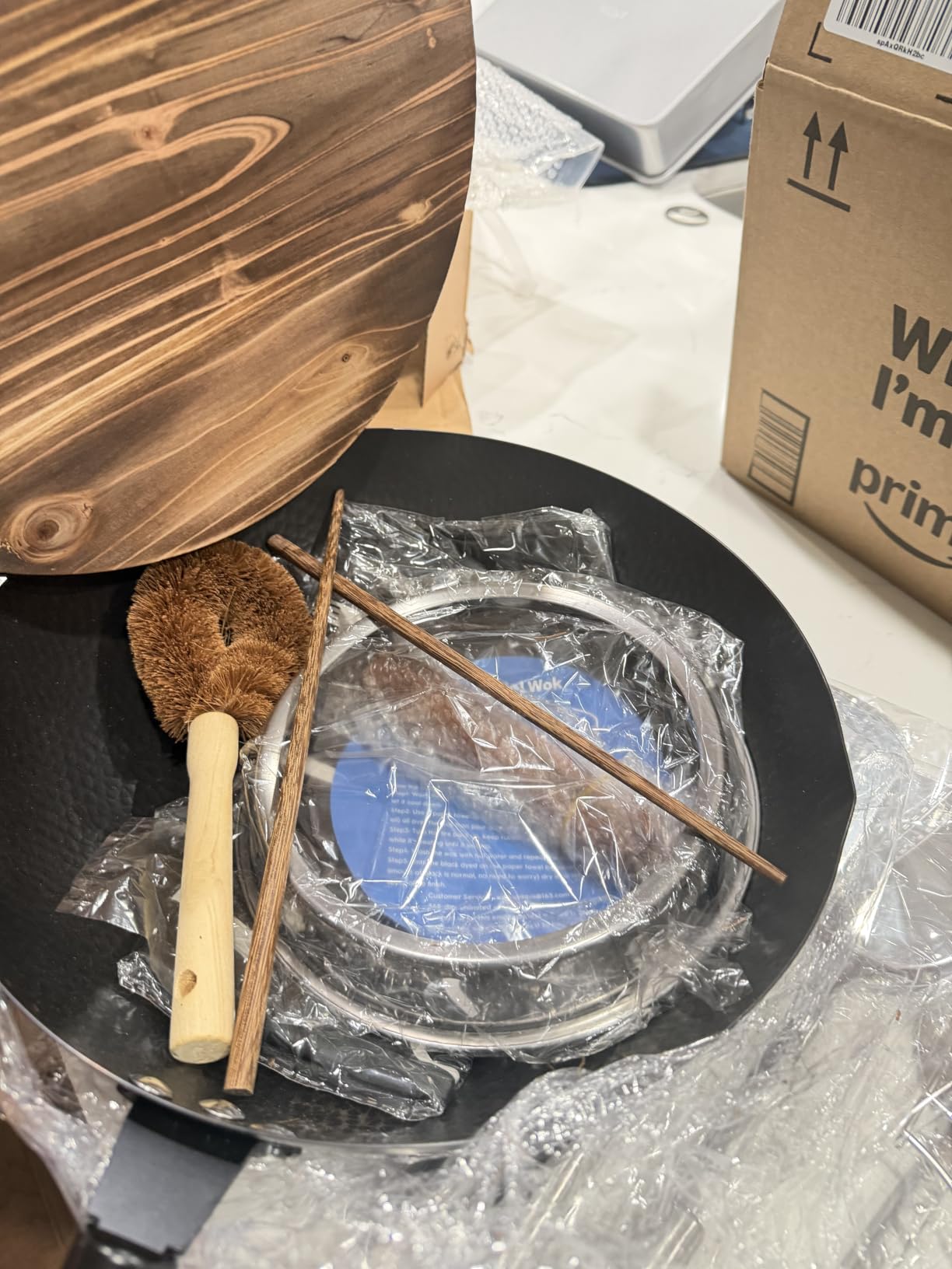 14 Piece Carbon Steel Wok Pan, Woks & Stir-Fry Pans Set with Wooden Lid Cookwares, No Chemical Coated Flat Bottom Chinese Pan for Induction, Electric, Gas, Halogen All Stoves - 12.6'' customer photo 1