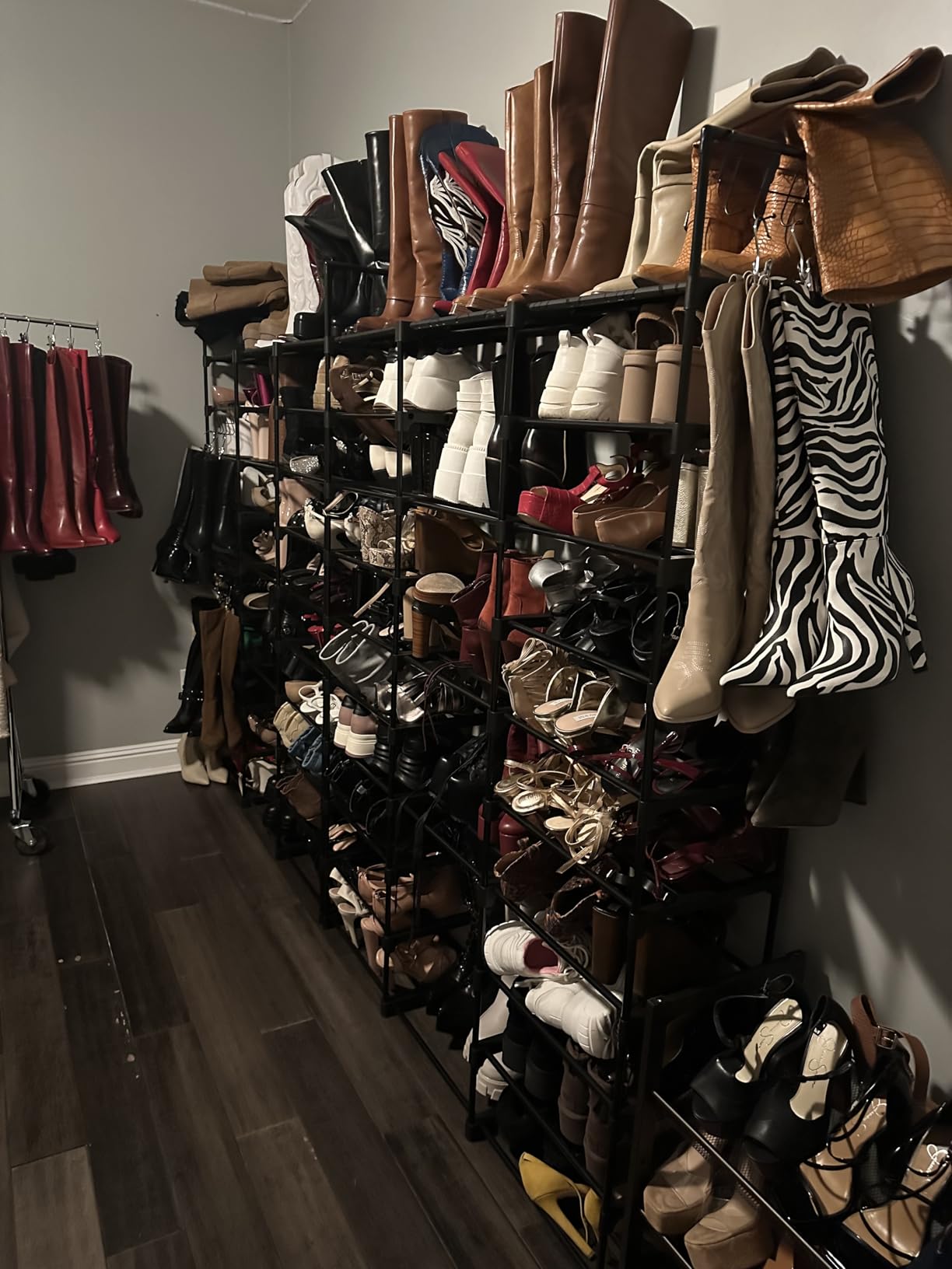 Mavivegue 9-Tier Metal Shoe Rack - Holds 50-55 Pairs, Tall Storage Shelf for Shoes, Boots, Entryway, Closet, Garage customer photo 2