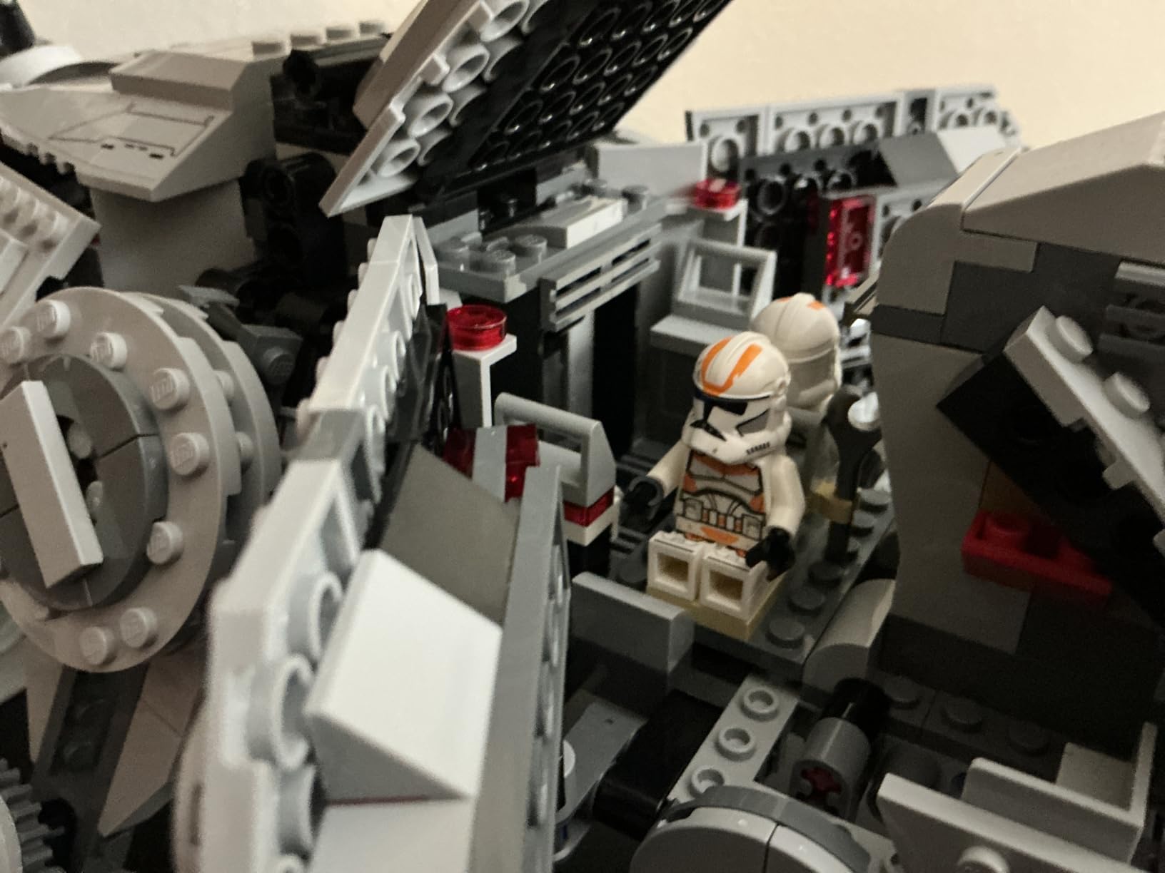 LEGO Star Wars AT-TE Walker - Poseable Building Toy - Revenge of the Sith Set - Gift for Kids w/ 3 212th Clone Troopers, Dwarf Spider & Battle Droid Figures - 75337 customer photo 1