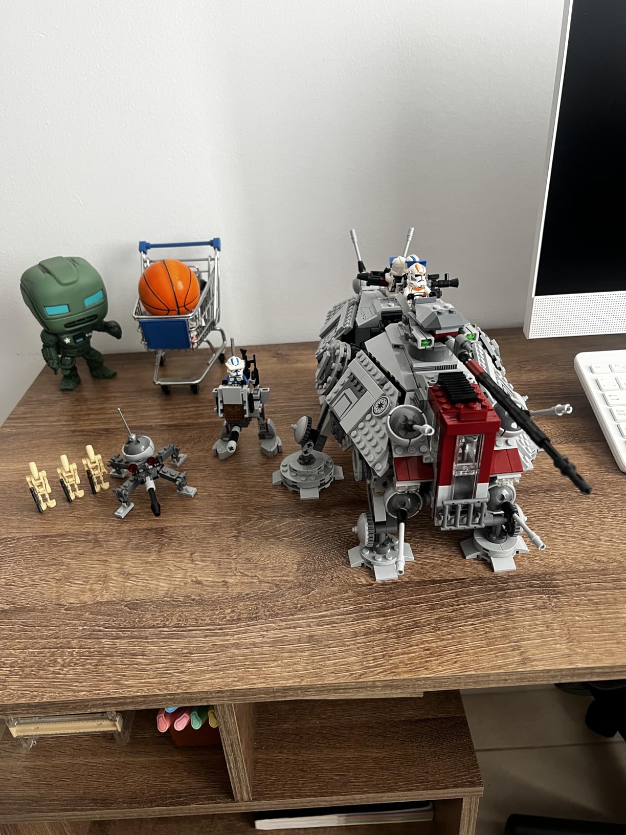 LEGO Star Wars AT-TE Walker - Poseable Building Toy - Revenge of the Sith Set - Gift for Kids w/ 3 212th Clone Troopers, Dwarf Spider & Battle Droid Figures - 75337 customer photo 2