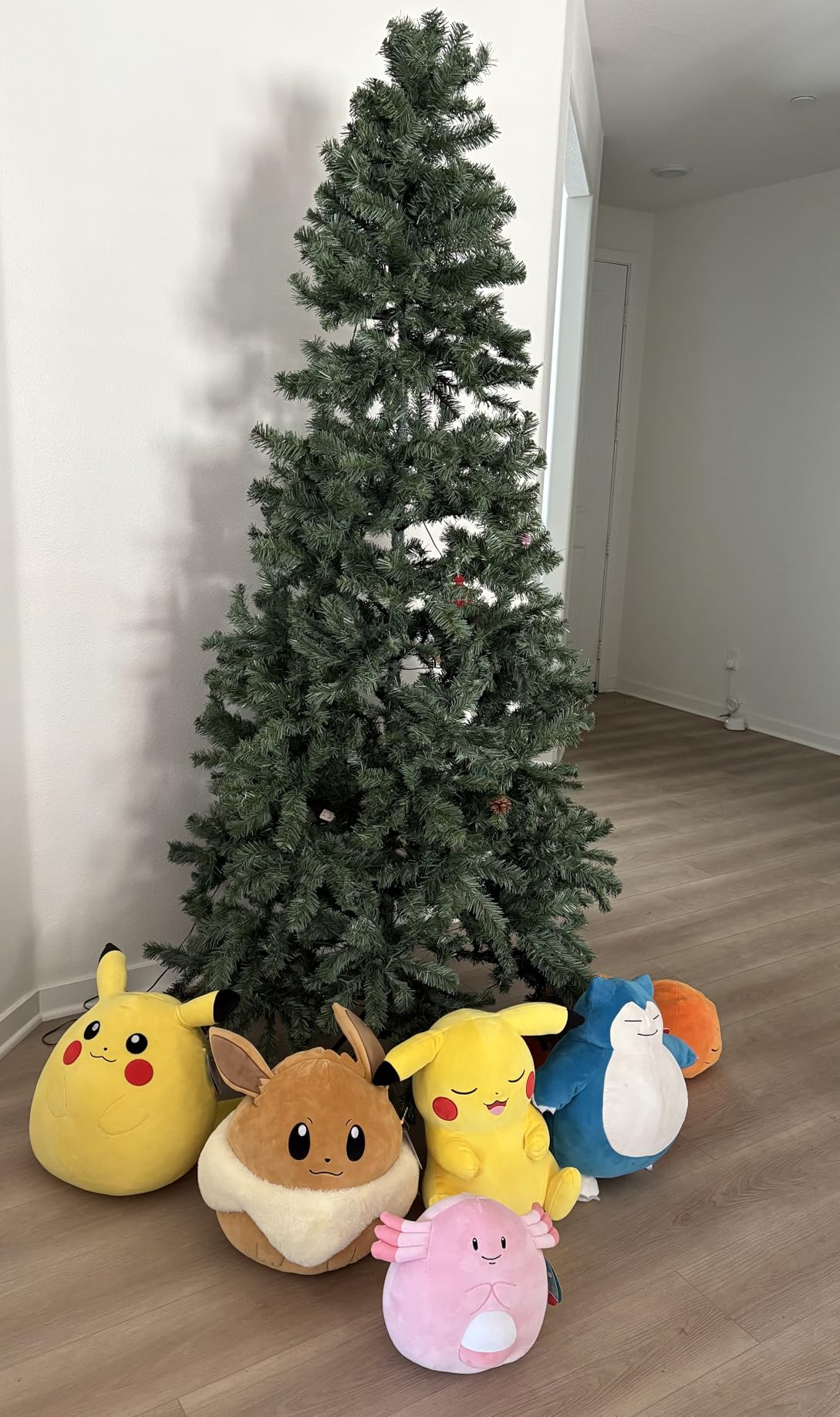 Jazwares Pikachu 14-Inch customer photo 2