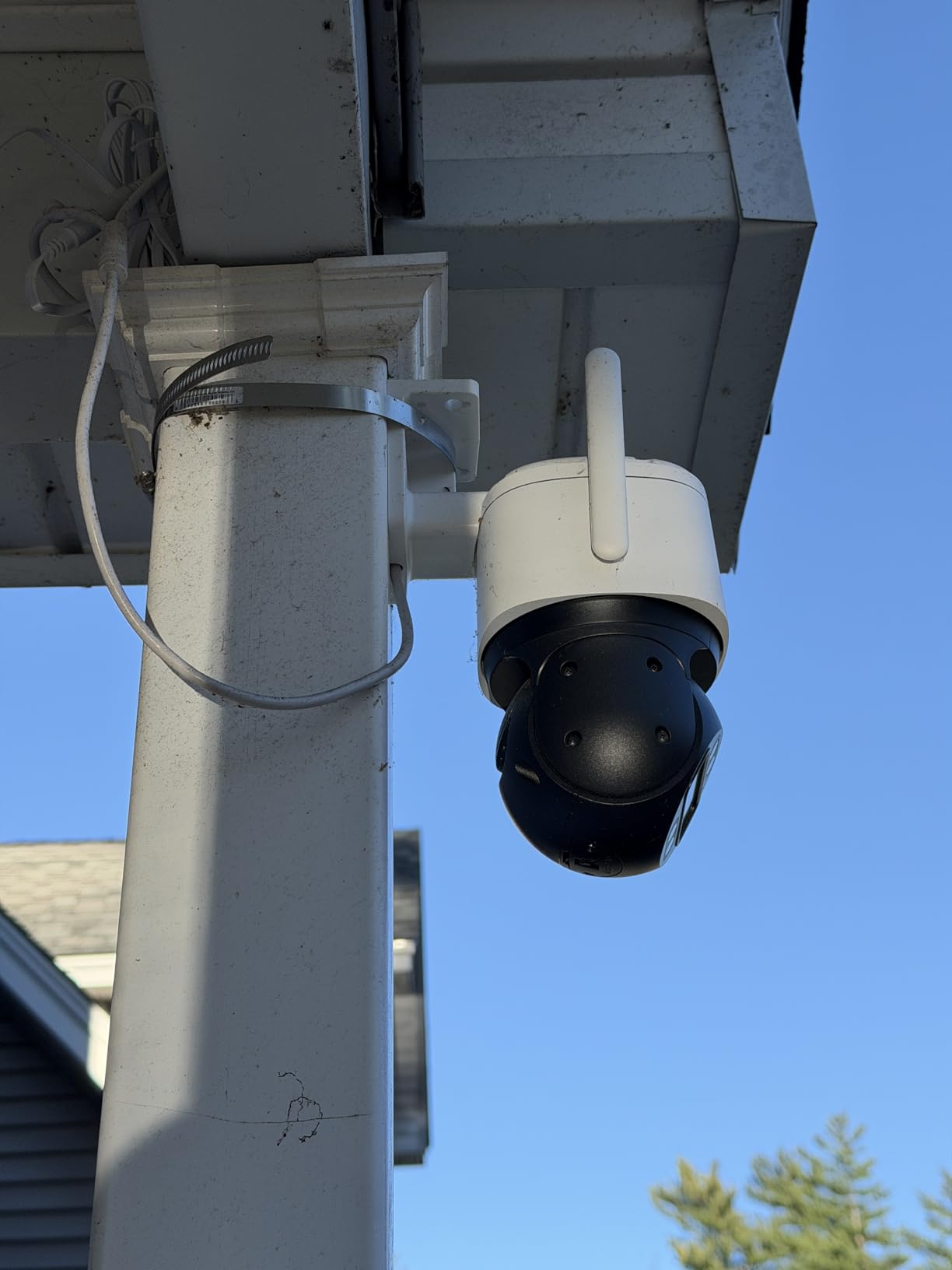 REOLINK 4K 8MP Dual-Lens PTZ Wired WiFi Outdoor Security Camera, 2.4/5GHz customer photo 1
