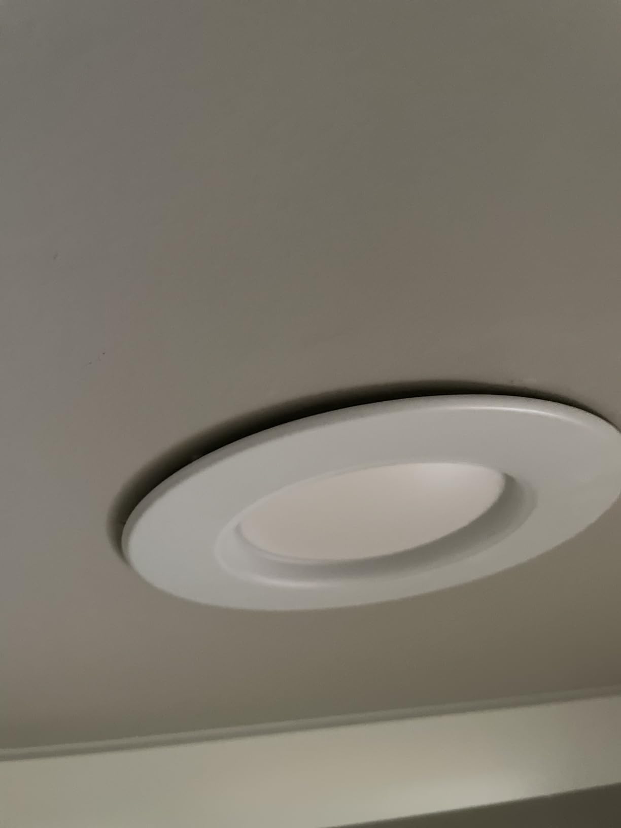 Philips Hue Recessed Downlight 4-Pack customer photo 1