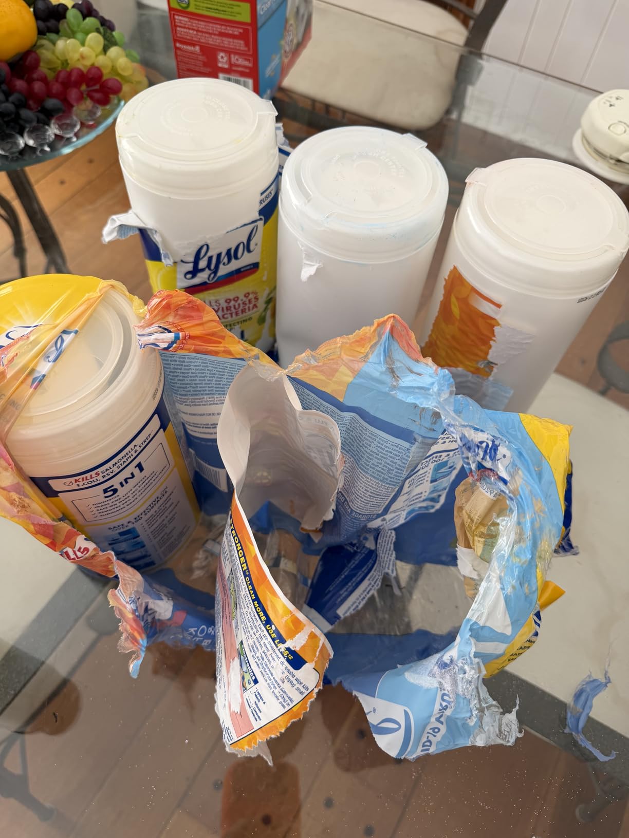 Lysol Disinfecting Wipes, Cleaner, Lemon + Mango + Linen, 80 ct. (4 Pack) customer photo 2
