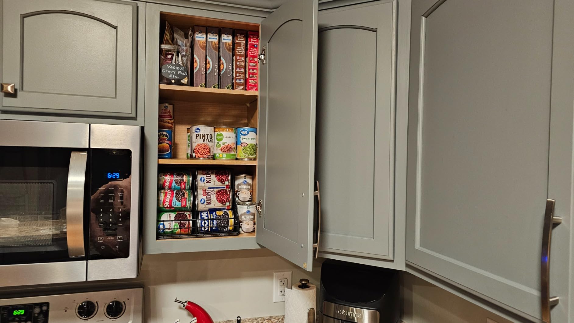 JKsmart 2 Pack Stackable Can Rack Organizer for Pantry Storage,Can Dispensers with 4 Adjustable Dividers, 2-Tier Metal Wire Basket Beverage Pop Soda Rack for Kitchen Cabinet Pantry, Black customer photo 1
