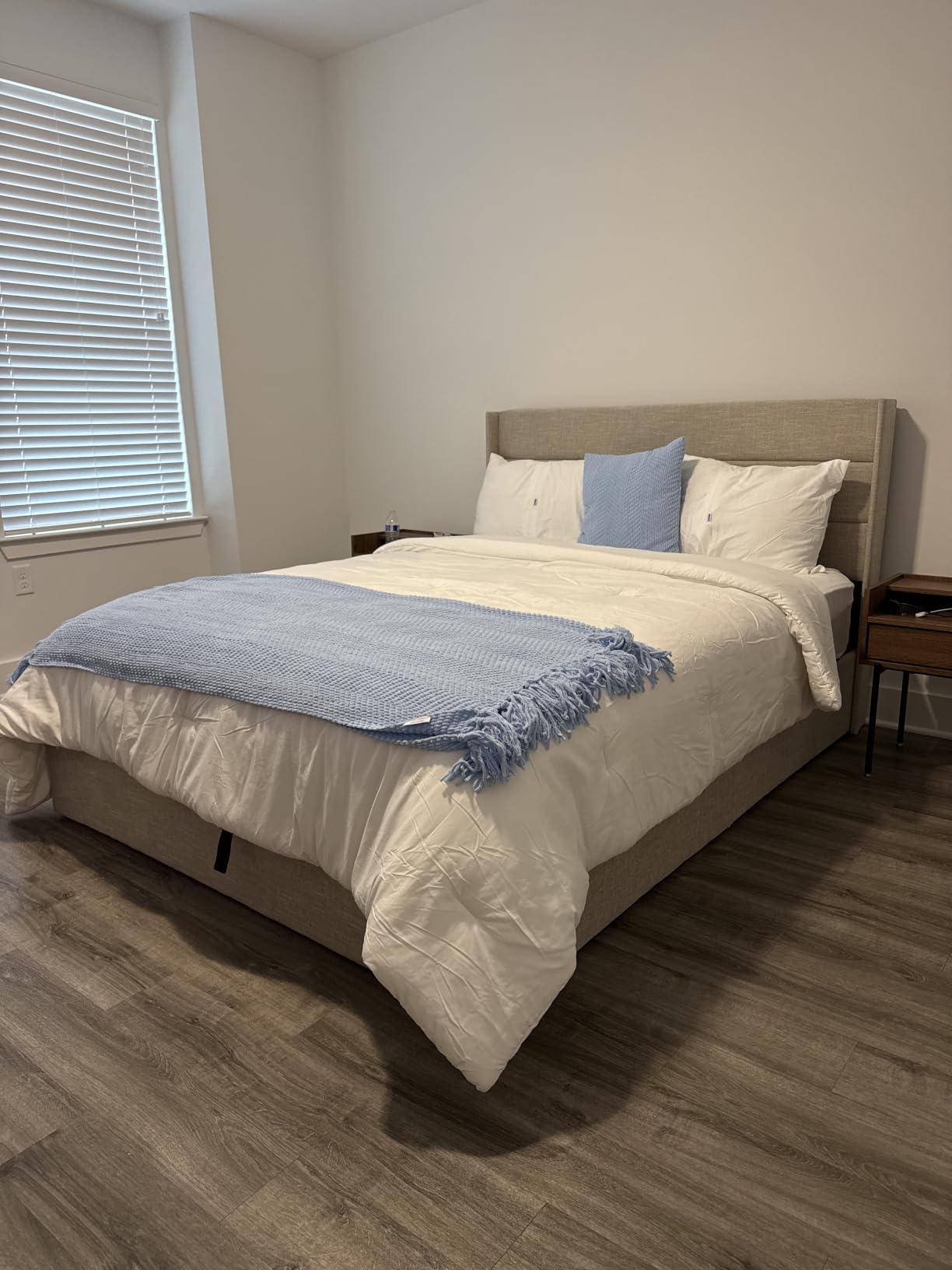 SHA CERLIN Full Size Lift Up Hydraulic Storage Bed Frame Light Grey customer photo 1