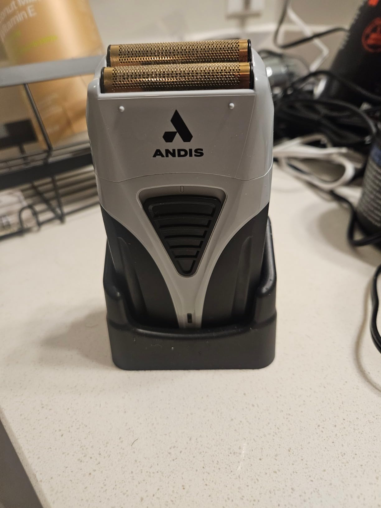 Andis TS-2 17255 Pro Foil Lithium Titanium Foil Shaver, Black customer photo 2