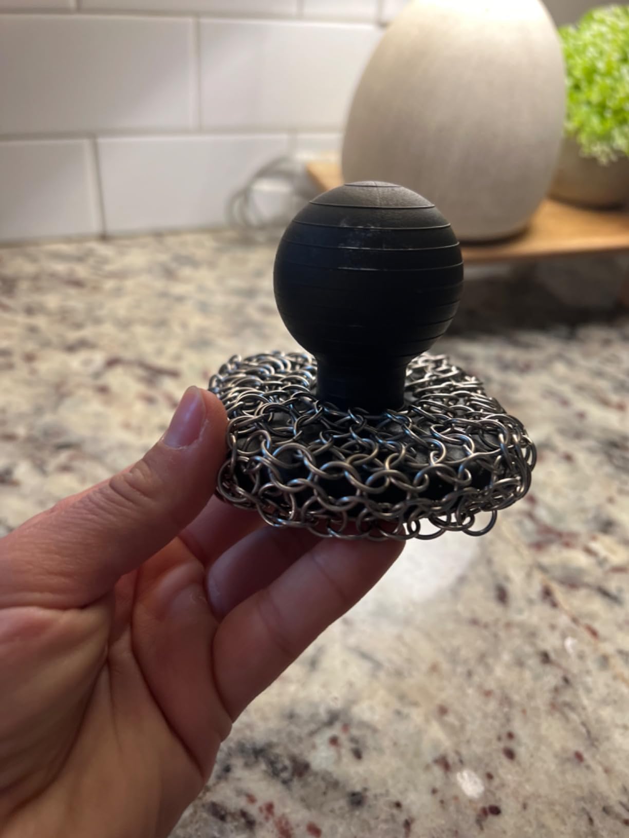 Cast Iron Scrubber with Pan Scraper, 316 Chainmail Scrubber for Cast Iron customer photo 1
