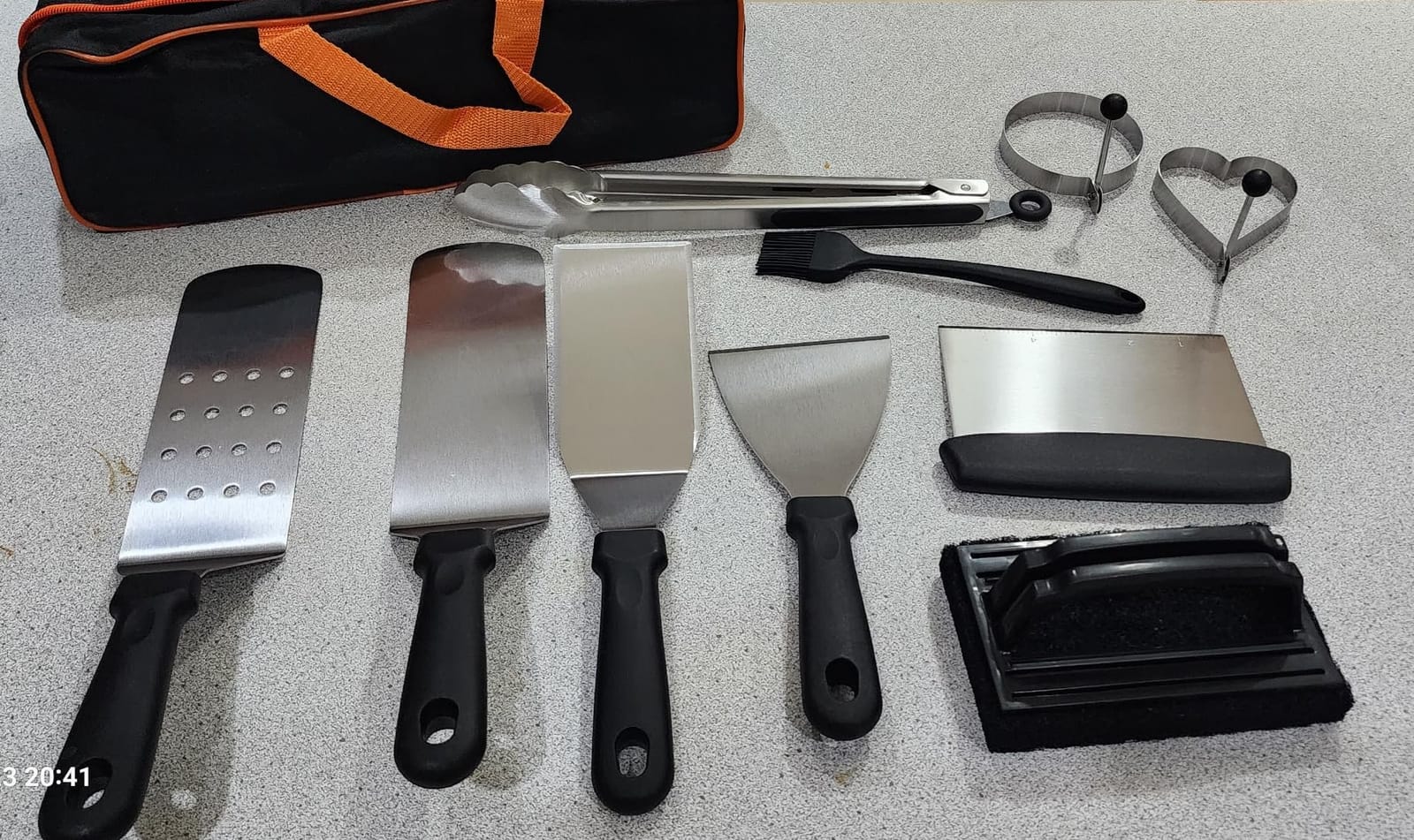 14PCS Griddle Accessories Kit, Flat Top Grill Accessories Set for Blackstone and Camp Chef, Grill Spatula Set with Enlarged Spatulas, Scraper for Outdoor Barbecue customer photo 2