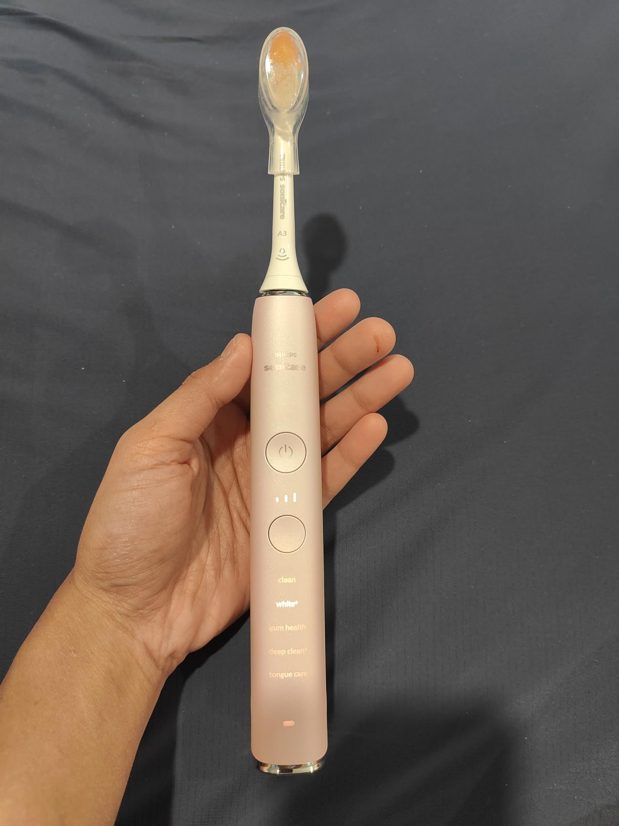 Philips Sonicare DiamondClean 9500 Electric Toothbrush 3 Brush Heads, Black customer photo 1