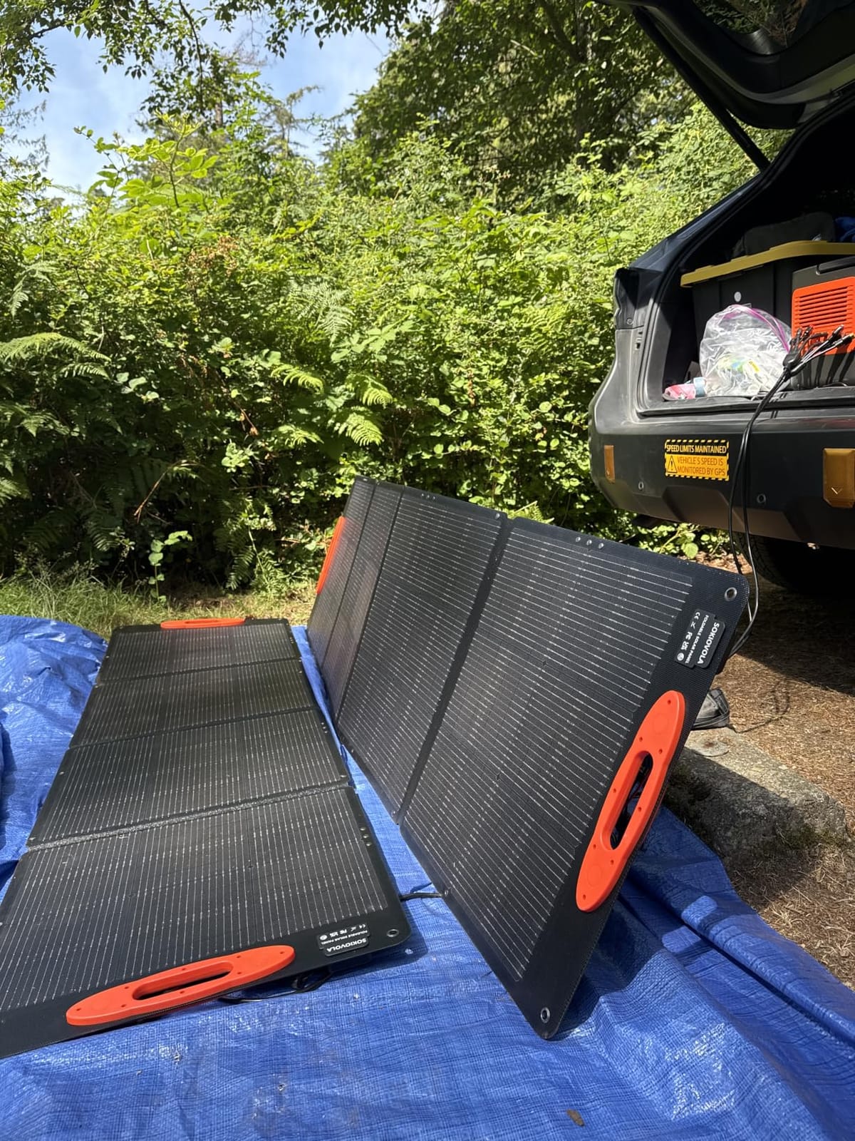 SOKIOVOLA 100W Portable Solar Panel MC-4 Foldable Solar Panel Charger Kits 18V IP68 Waterproof Lightweight and Compact for Small Power Station RV Travel Outdoor Activities customer photo 1