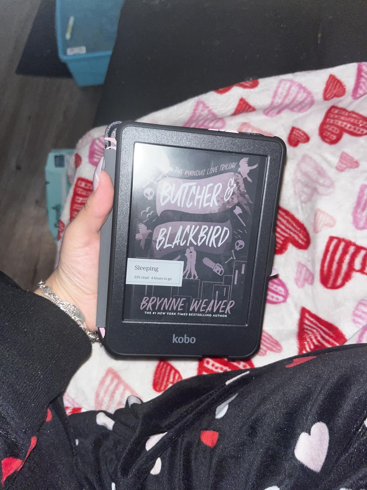 Kobo Clara Colour | eReader | 6” Glare-Free Colour E Ink Display | Dark Mode Option | Waterproof | Audiobooks | 16GB of Storage | Black customer photo 1