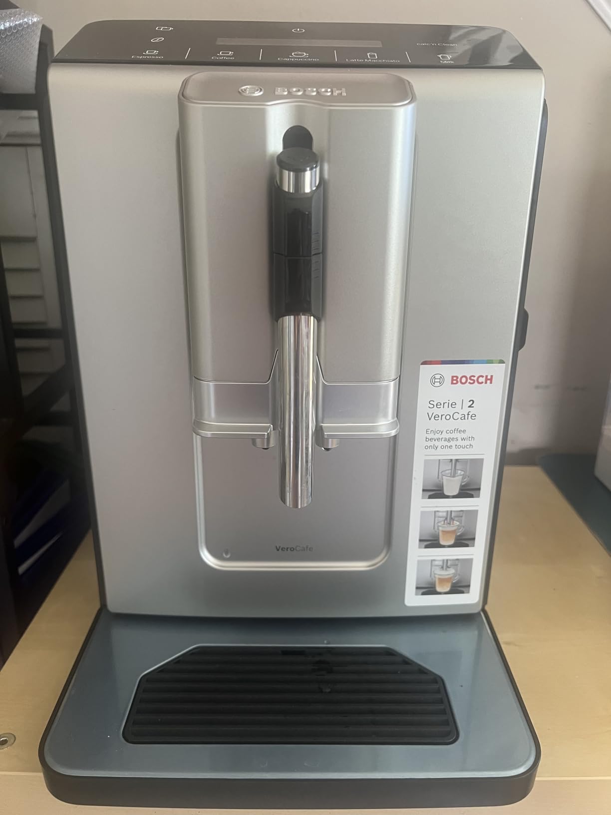 Bosch 300 Series Fully Auto Espresso Machine with Grinder and Steam Wand customer photo 1